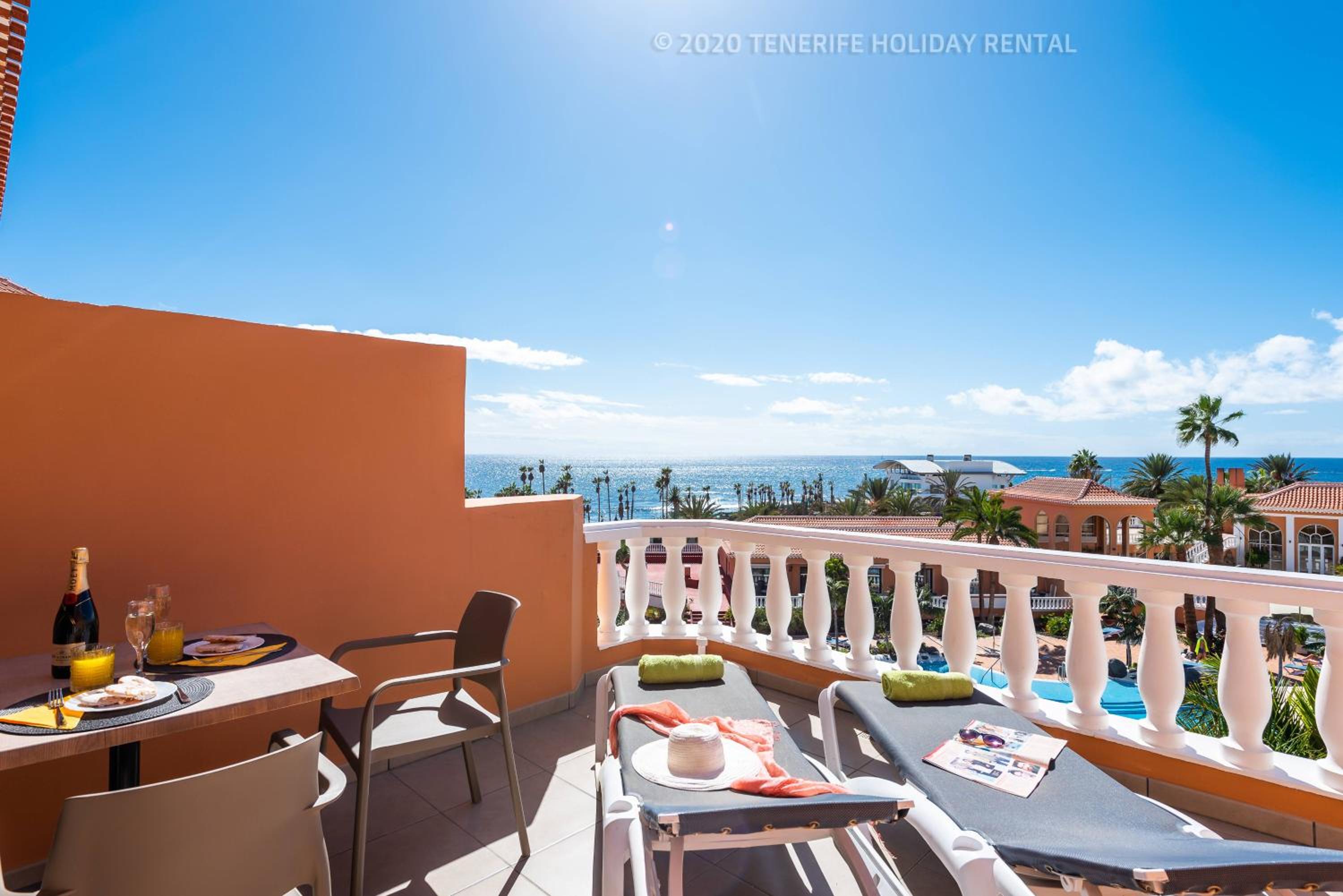 Tenerife Royal Gardens - Viviendas Vacacionales en Playa de las Americas
