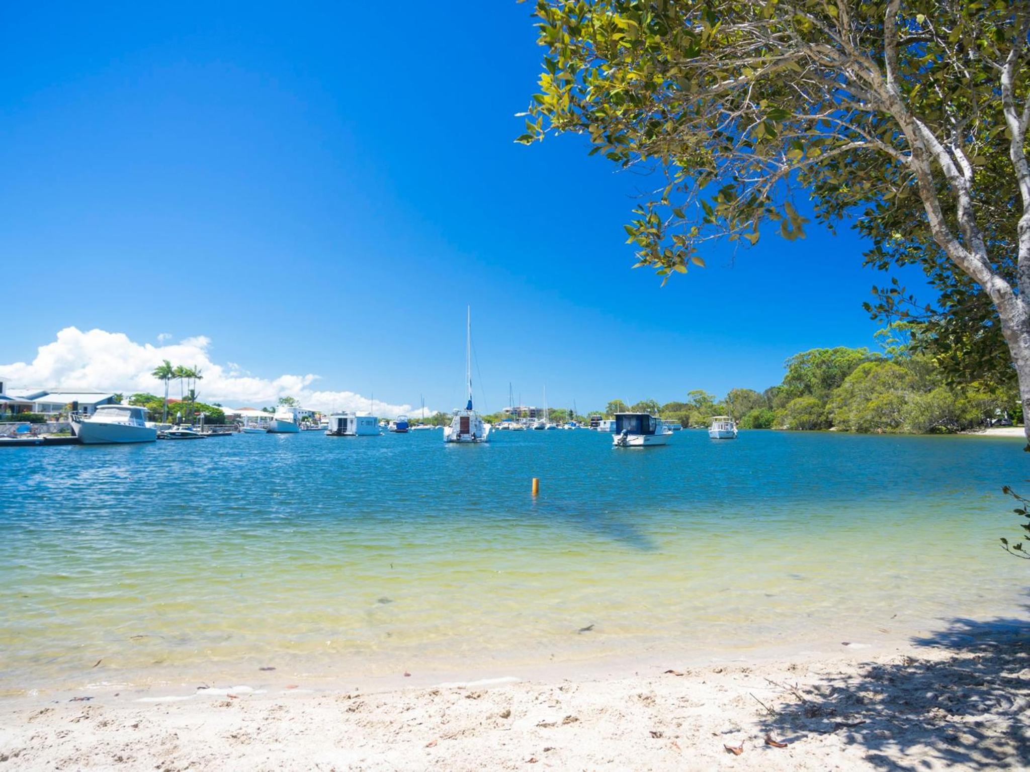 Broadwater Paradise - CoastHM