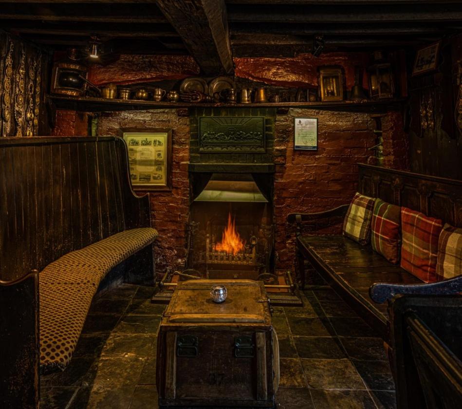 The Leagate Inn