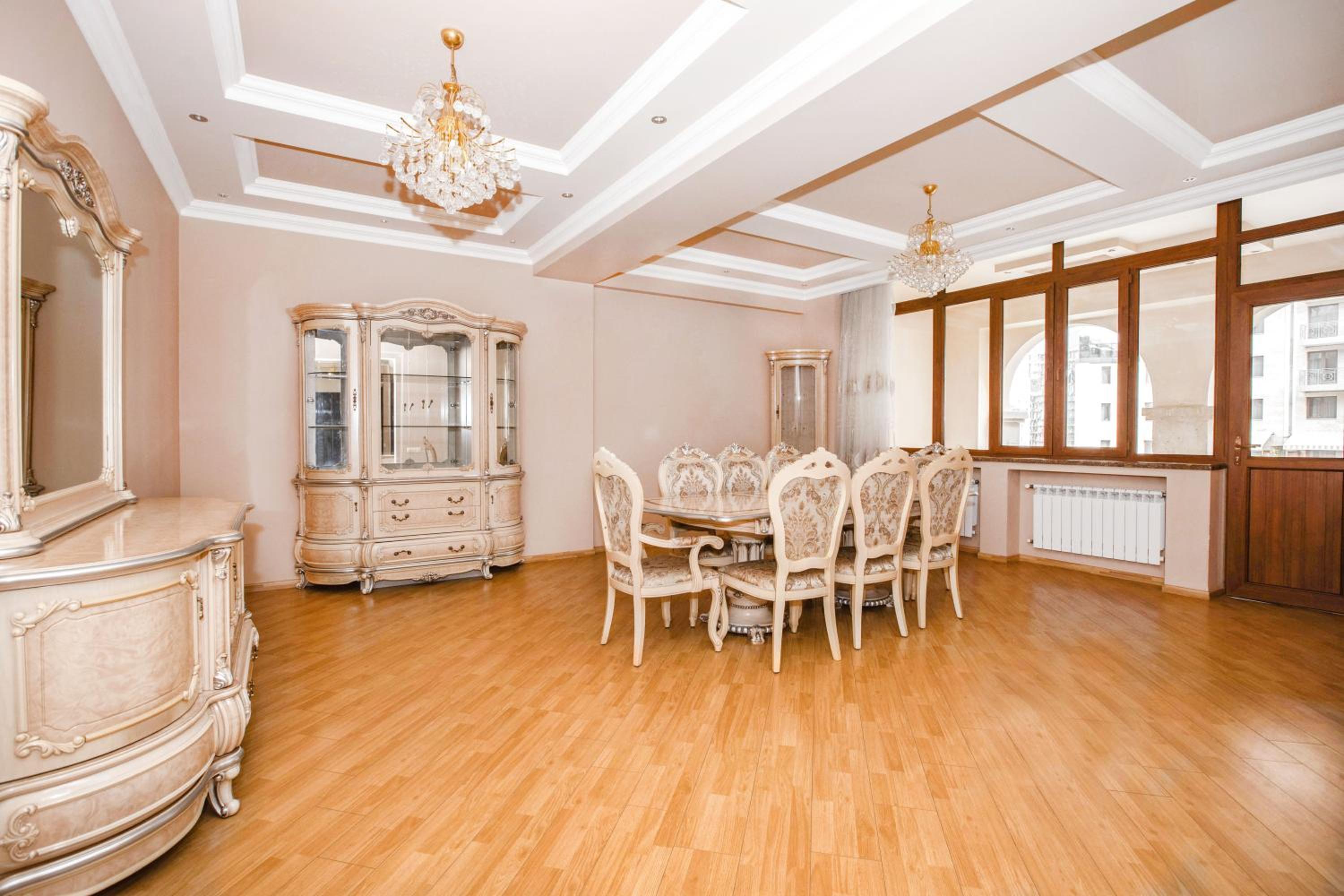 Apart-Hotel on Amiryan 4-6