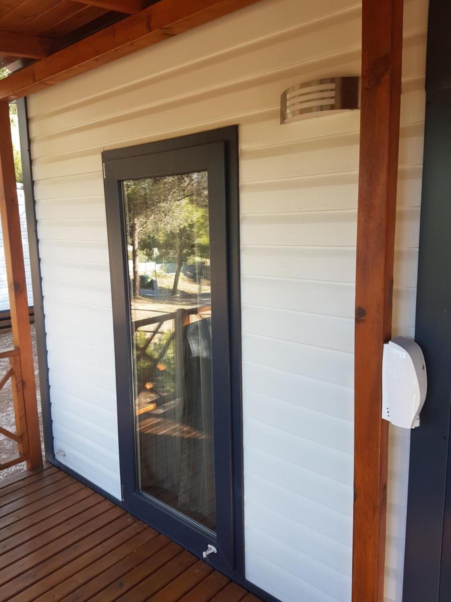 Mobile Homes Jezera view 3