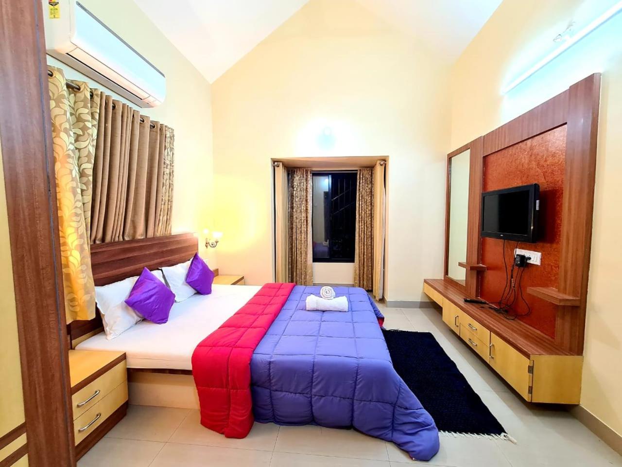 Oreo Villa with Swimming Pool view 3