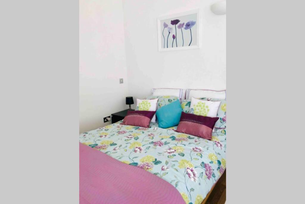 Great couples accommodation with beautiful sea view view 4