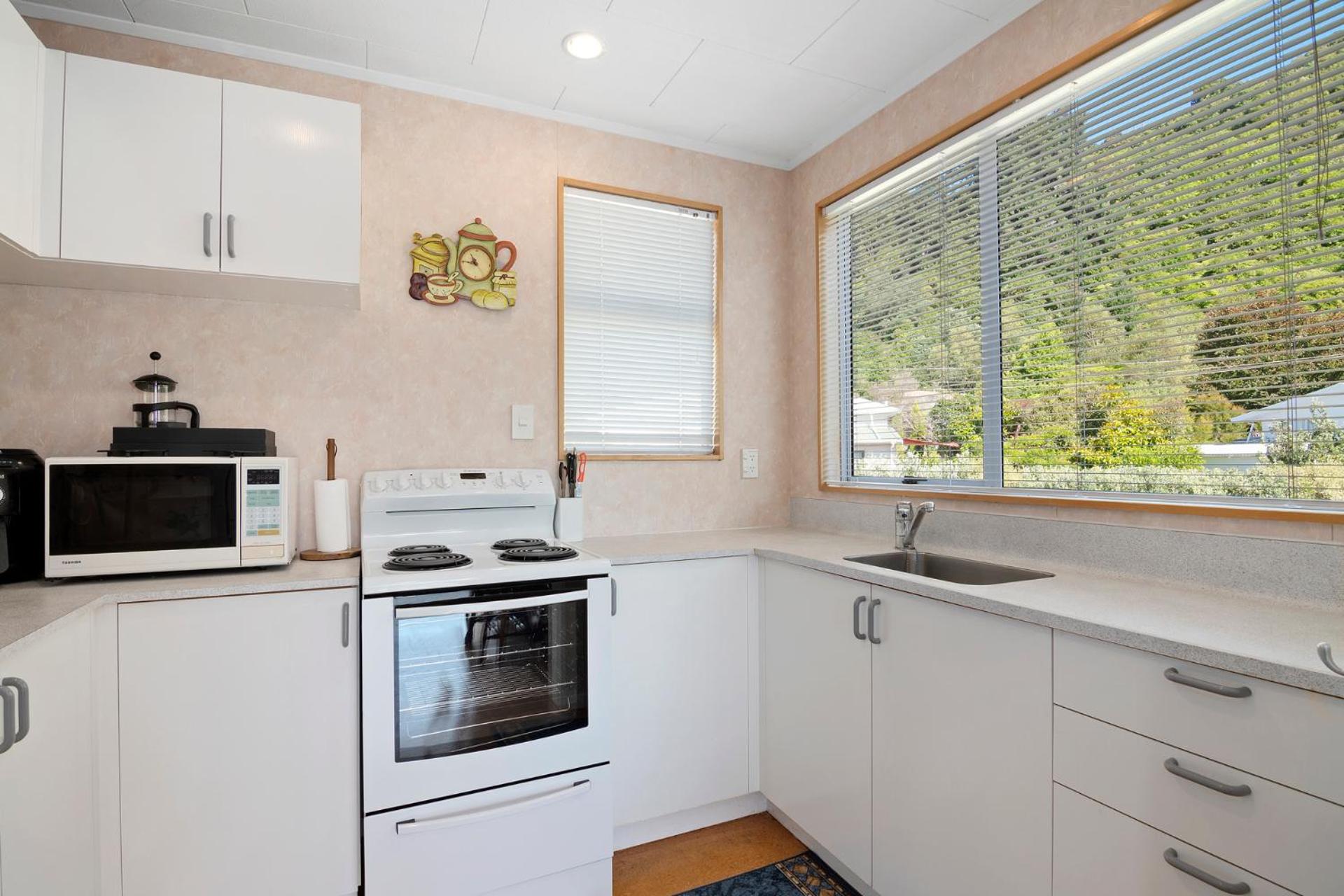 McFalls Bach - Havelock Holiday Home