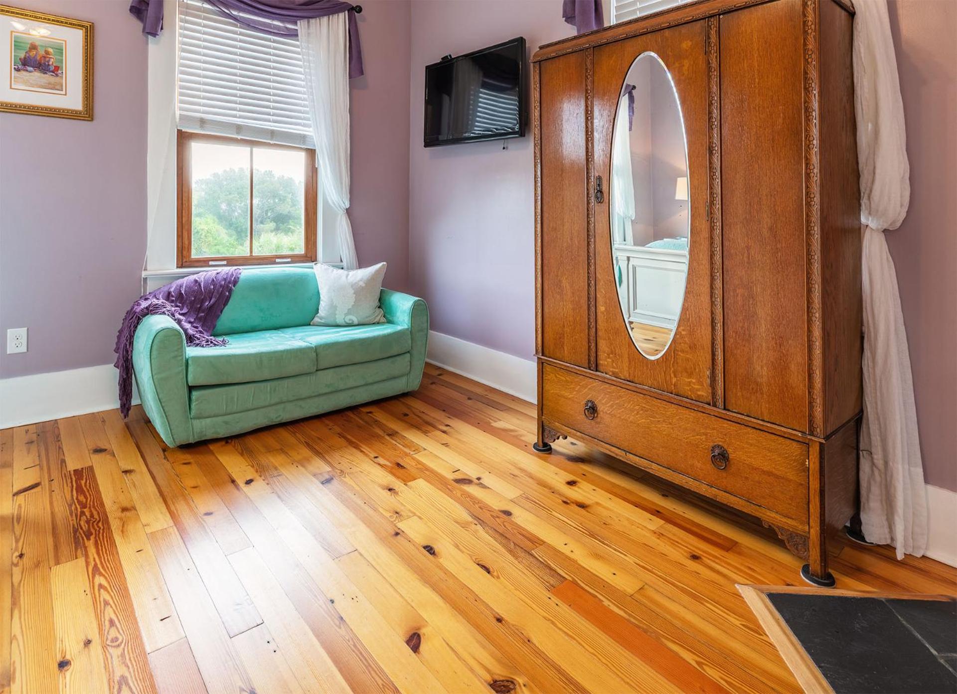 Surf Song Bed & Breakfast