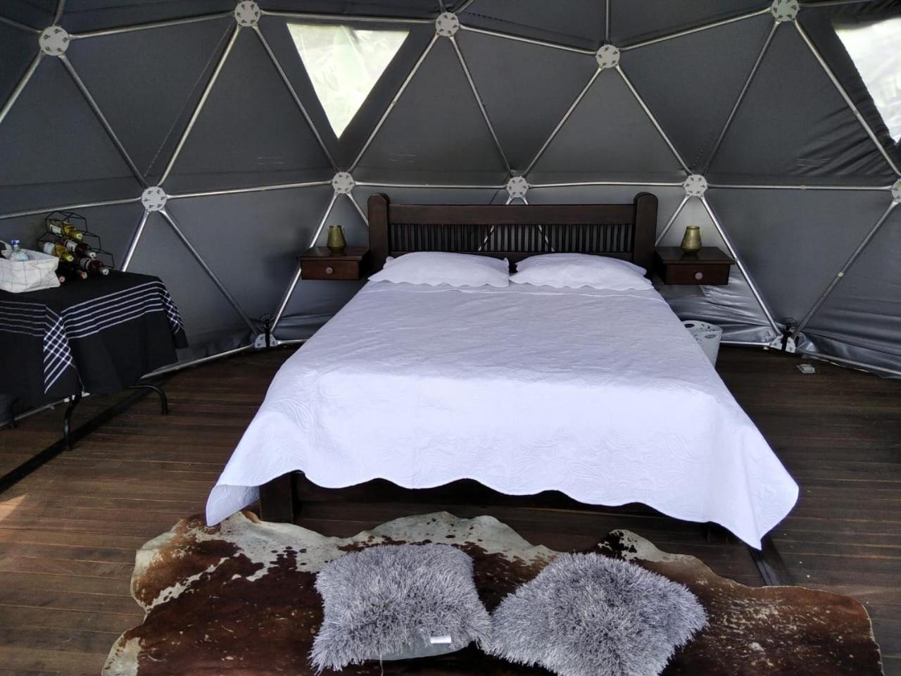 Glamping Montecarlo Domo Geodesico y Sauna Finlandés Guatapé view 3