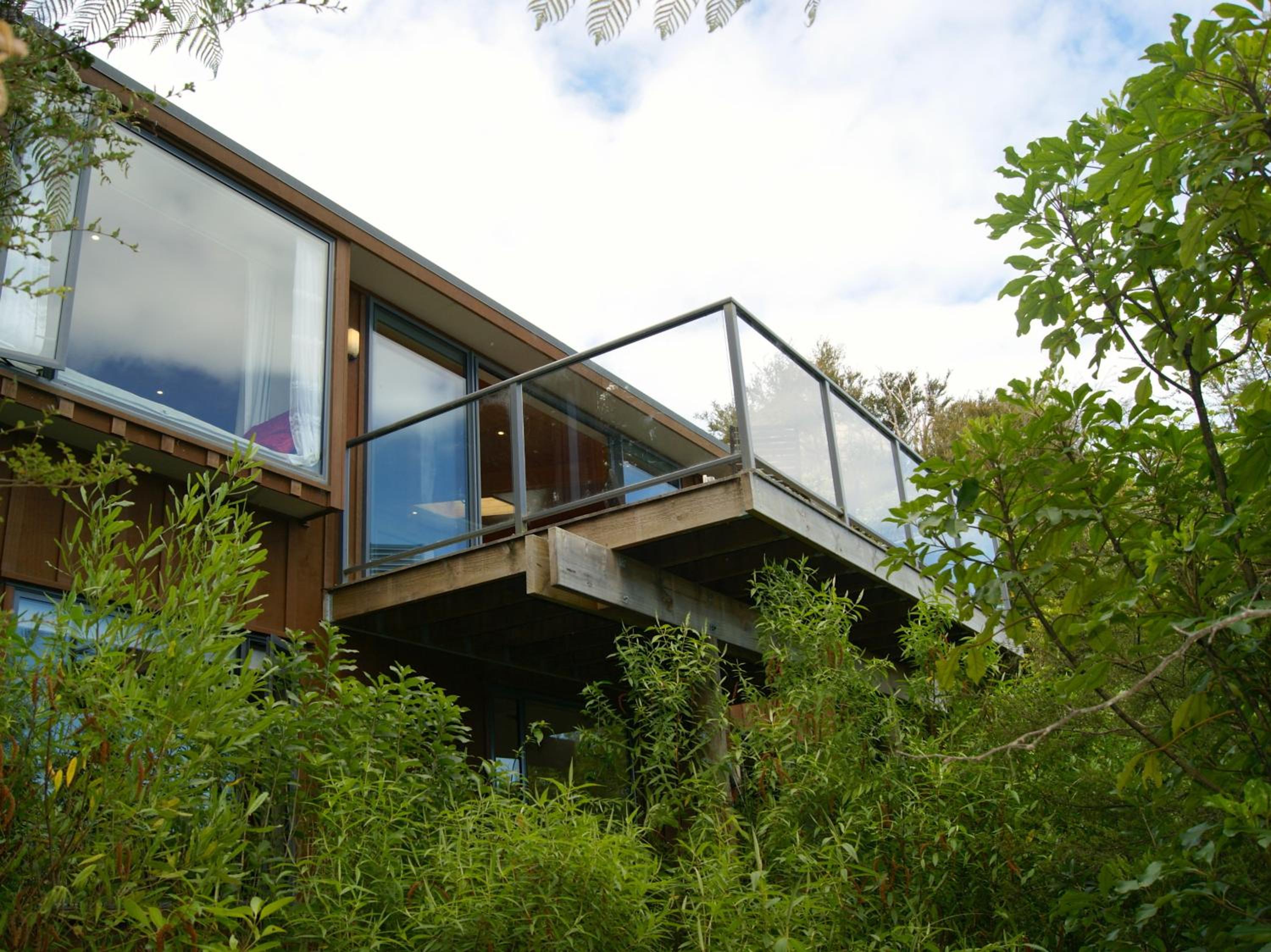 Korora - Kaiteriteri Beach House view 3