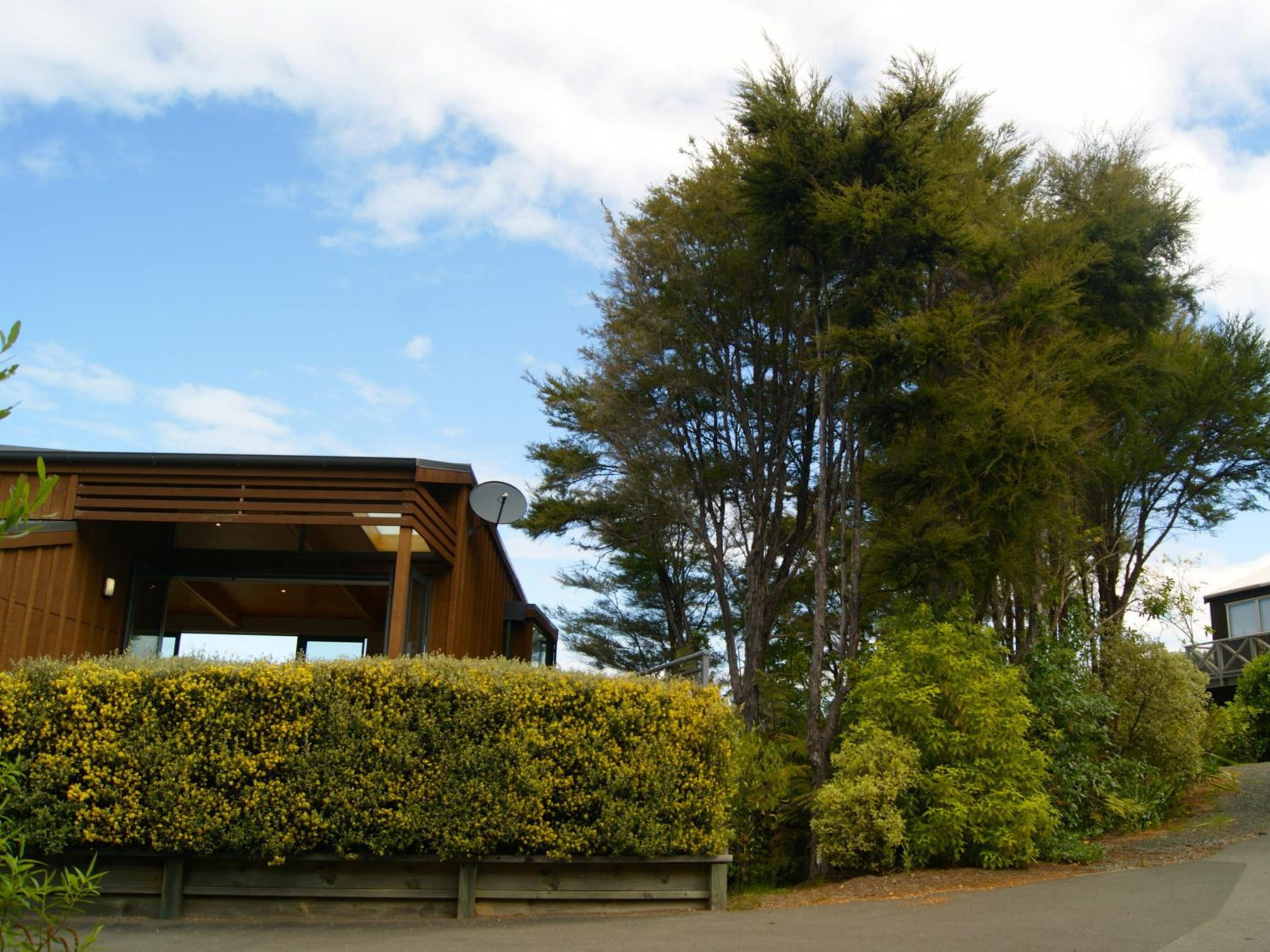 Korora - Kaiteriteri Beach House view 4