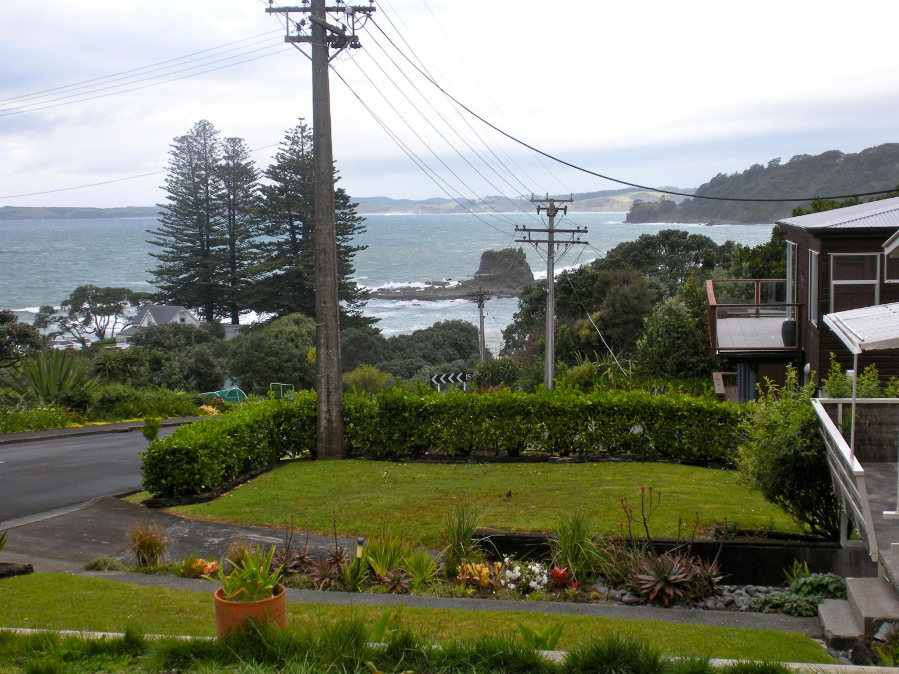 Tiromoana - Mathesons Bay Holiday Home