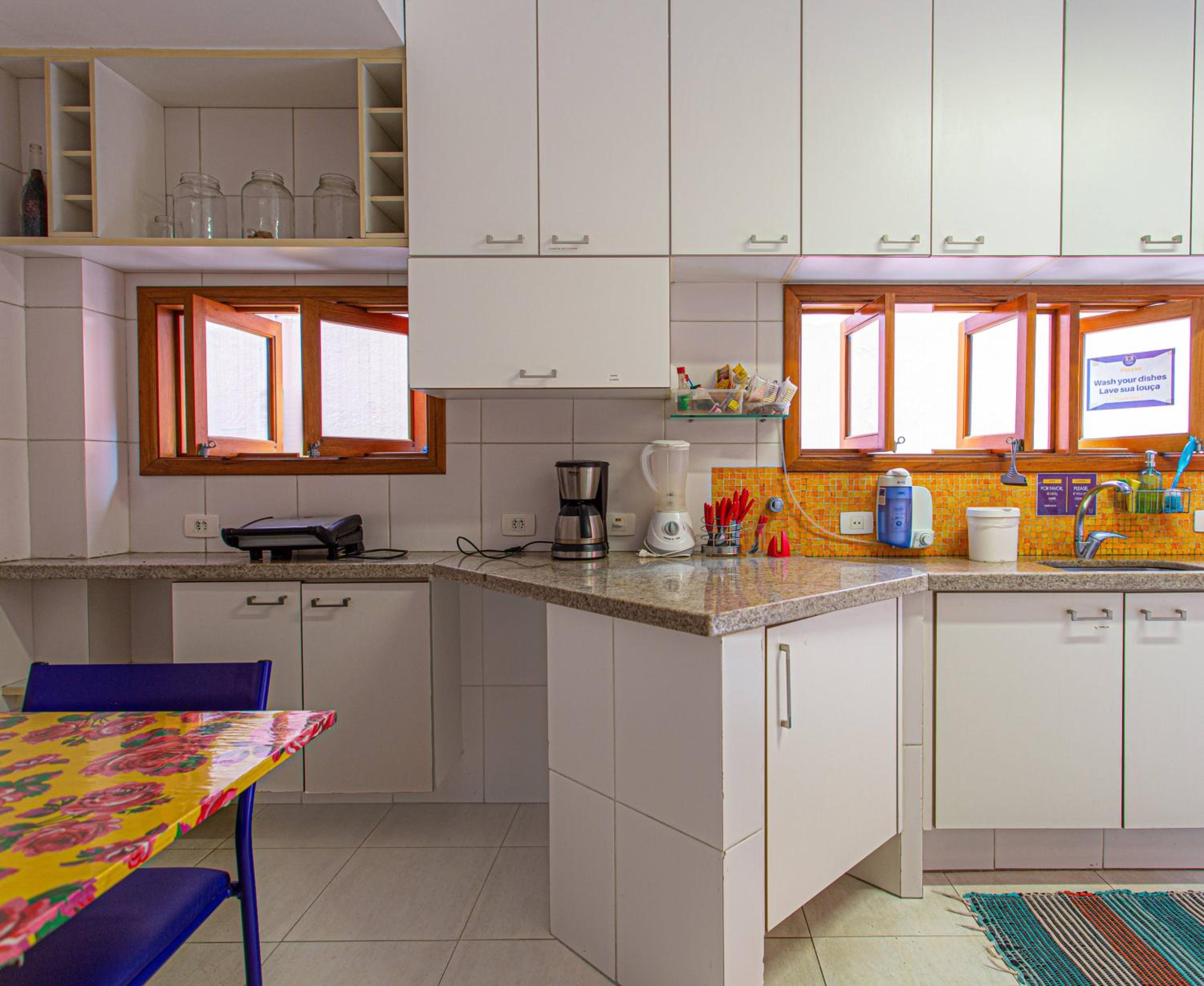 MADÁ Hostel