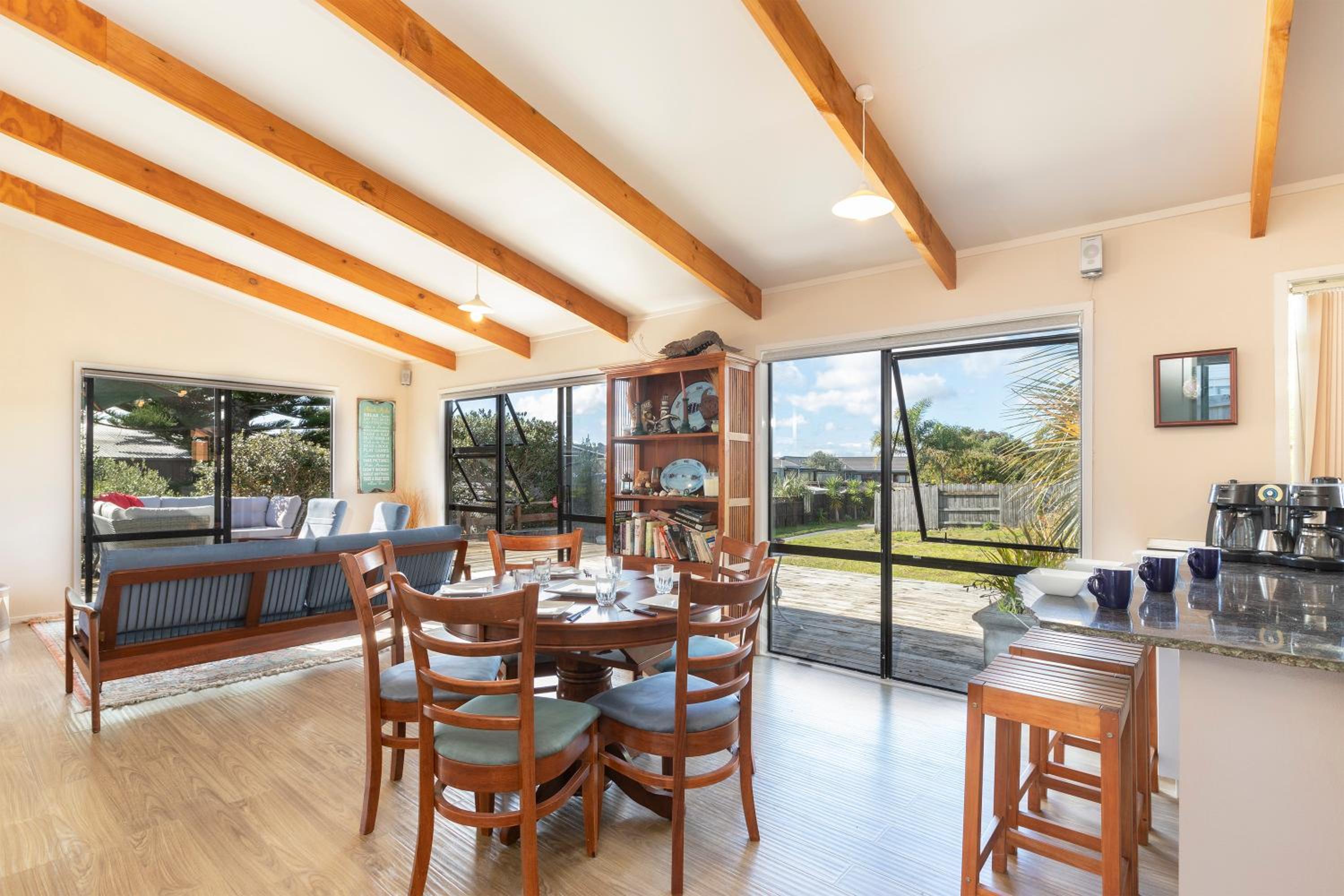 The Hideaway - Omaha Holiday Home view 3