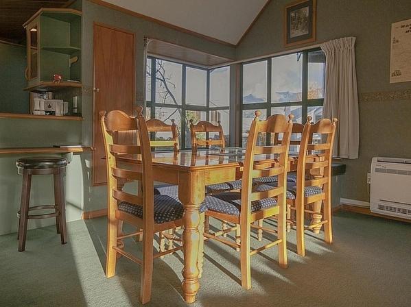 Tranquil Tipperary - Arrowtown Holiday Home