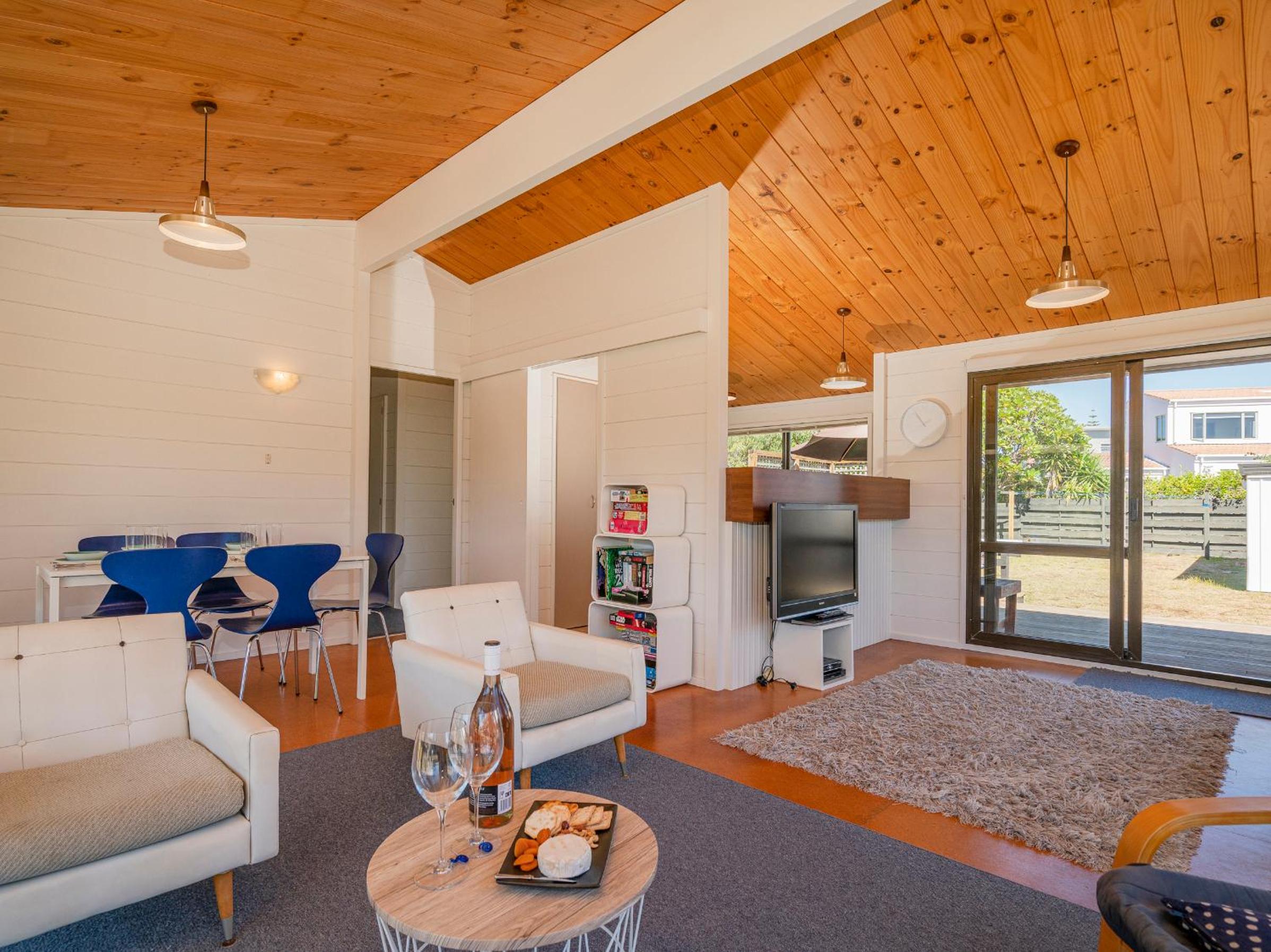 Champion Bach - Pauanui Holiday Home view 5