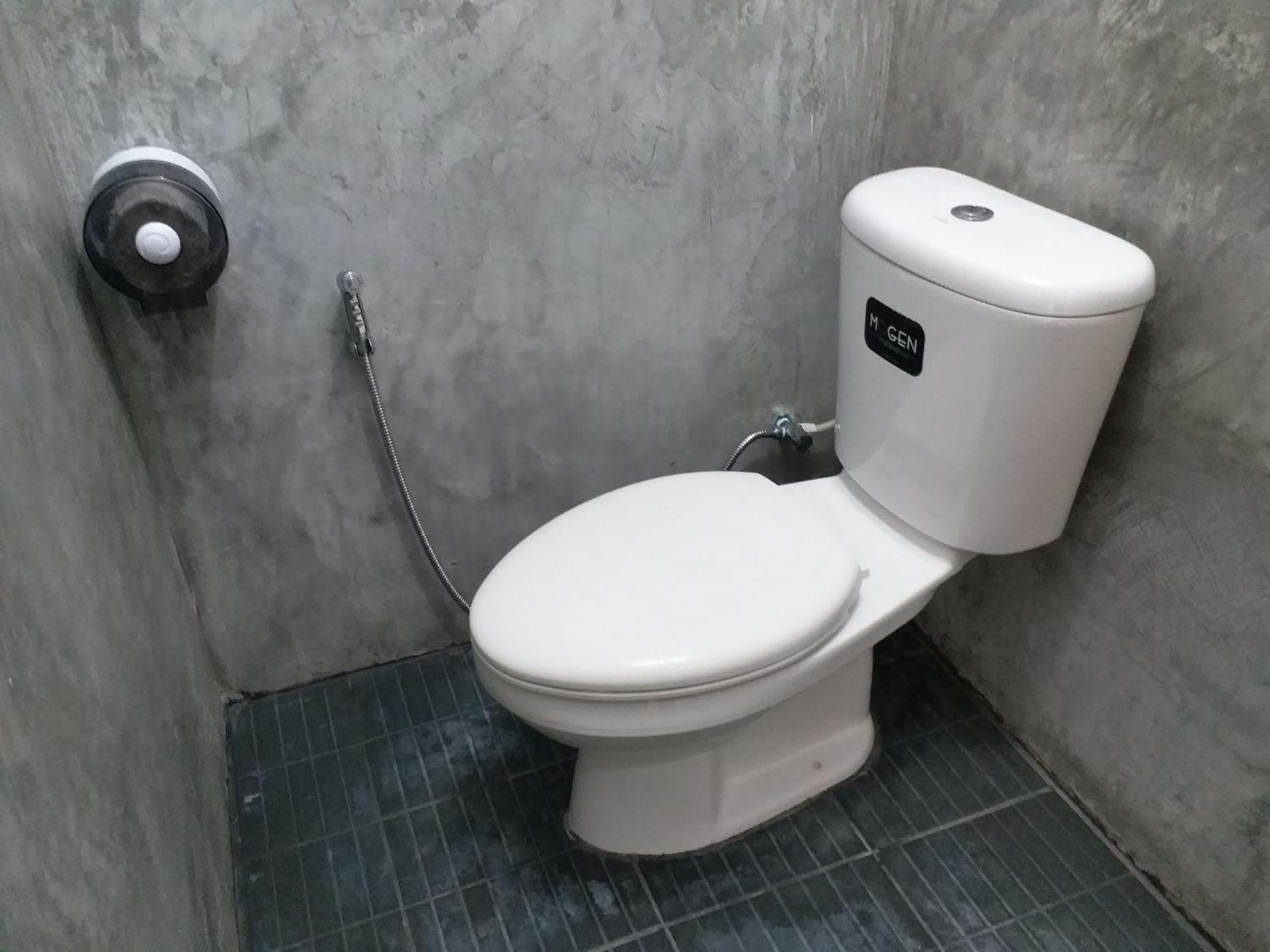 OYO 560 Chang Hostel Suvarnabhumi