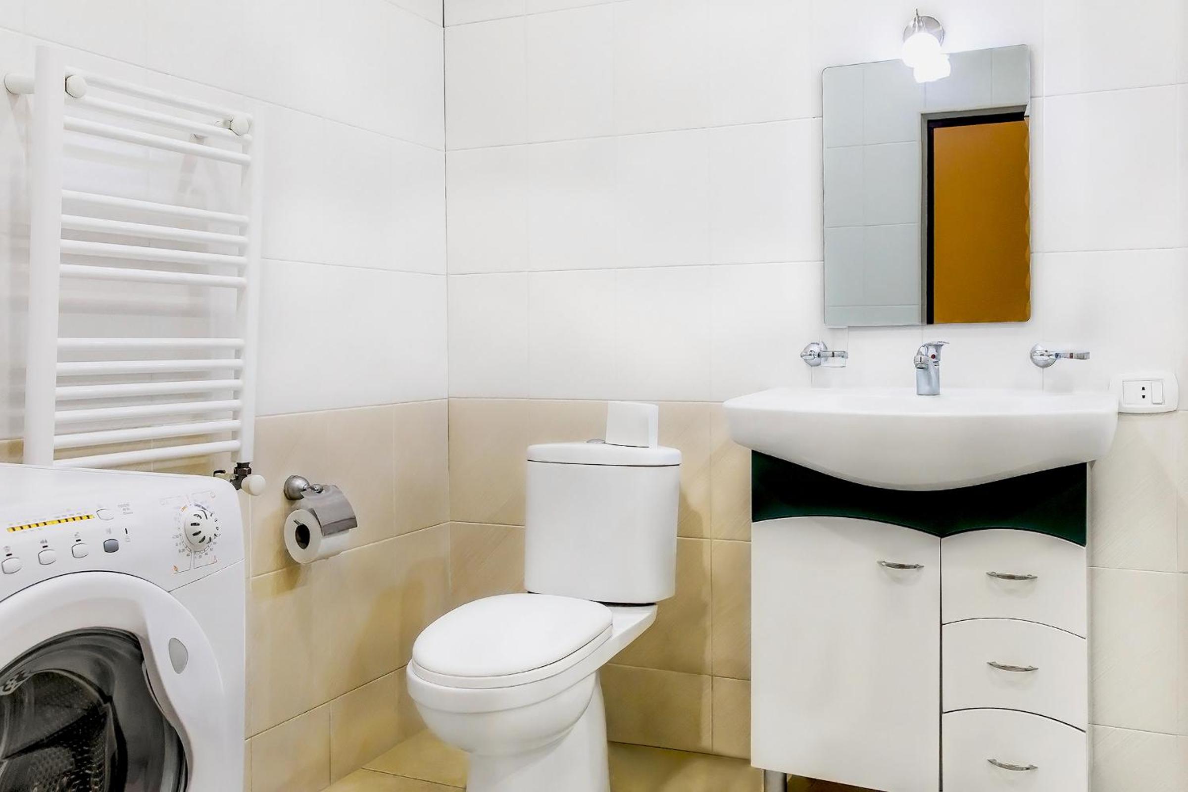 3 Bedroom Apartment in Homey Residence