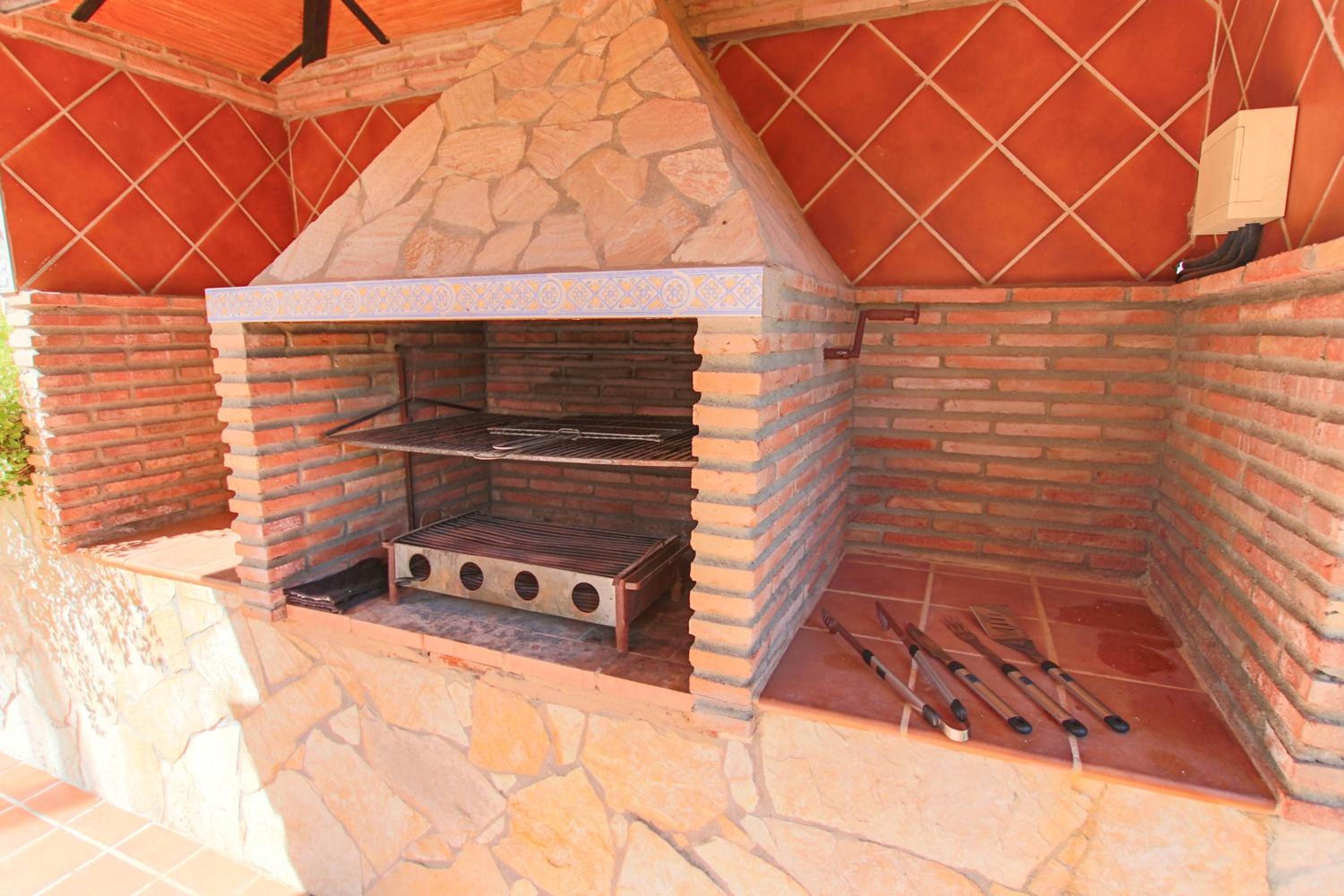 TESS Villa El Oasis