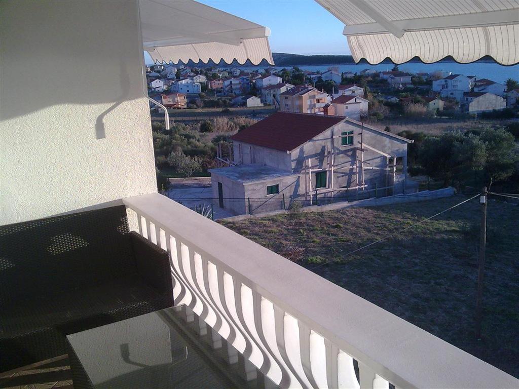 Photo 50