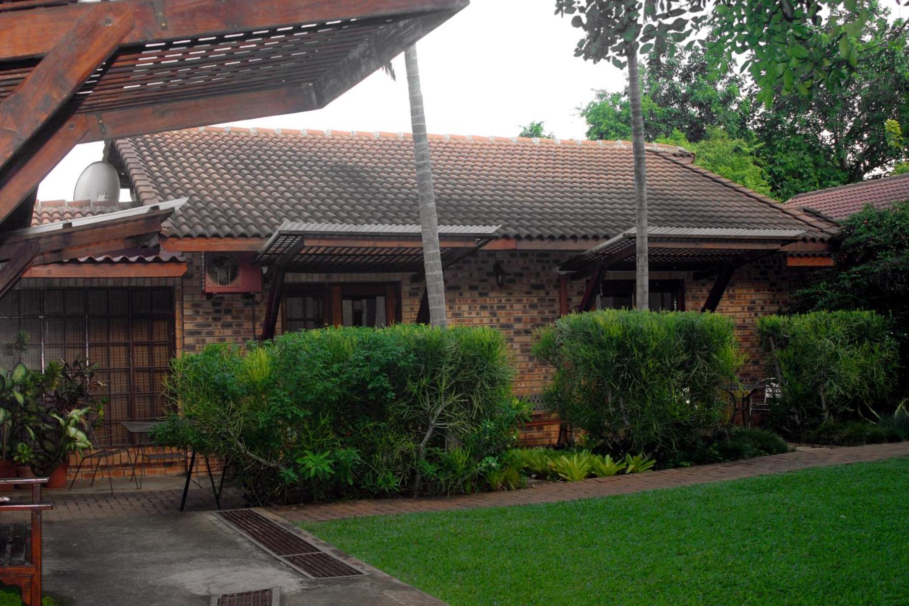 Tamboti House view 5
