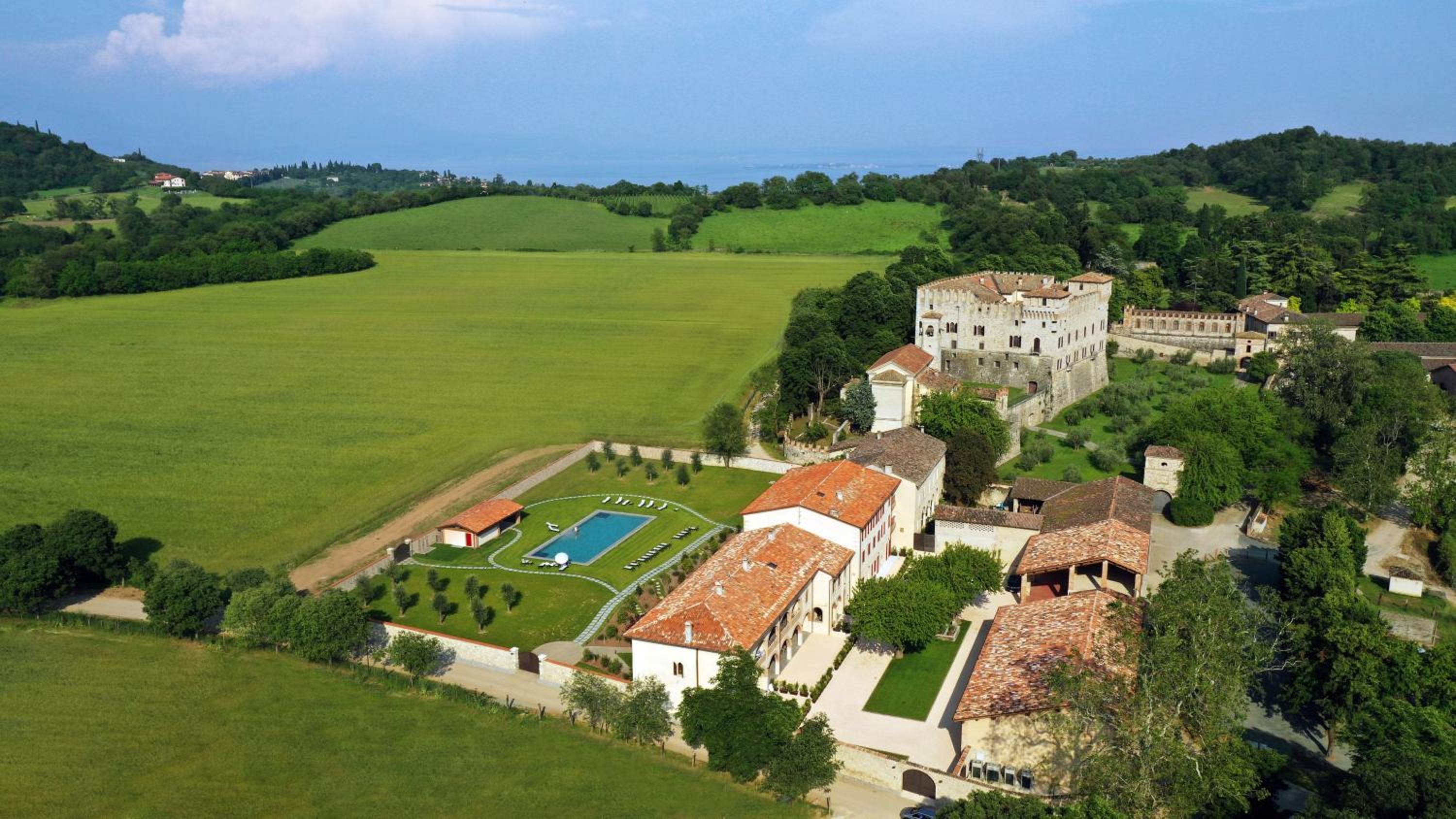 Borgo di Drugolo view 4