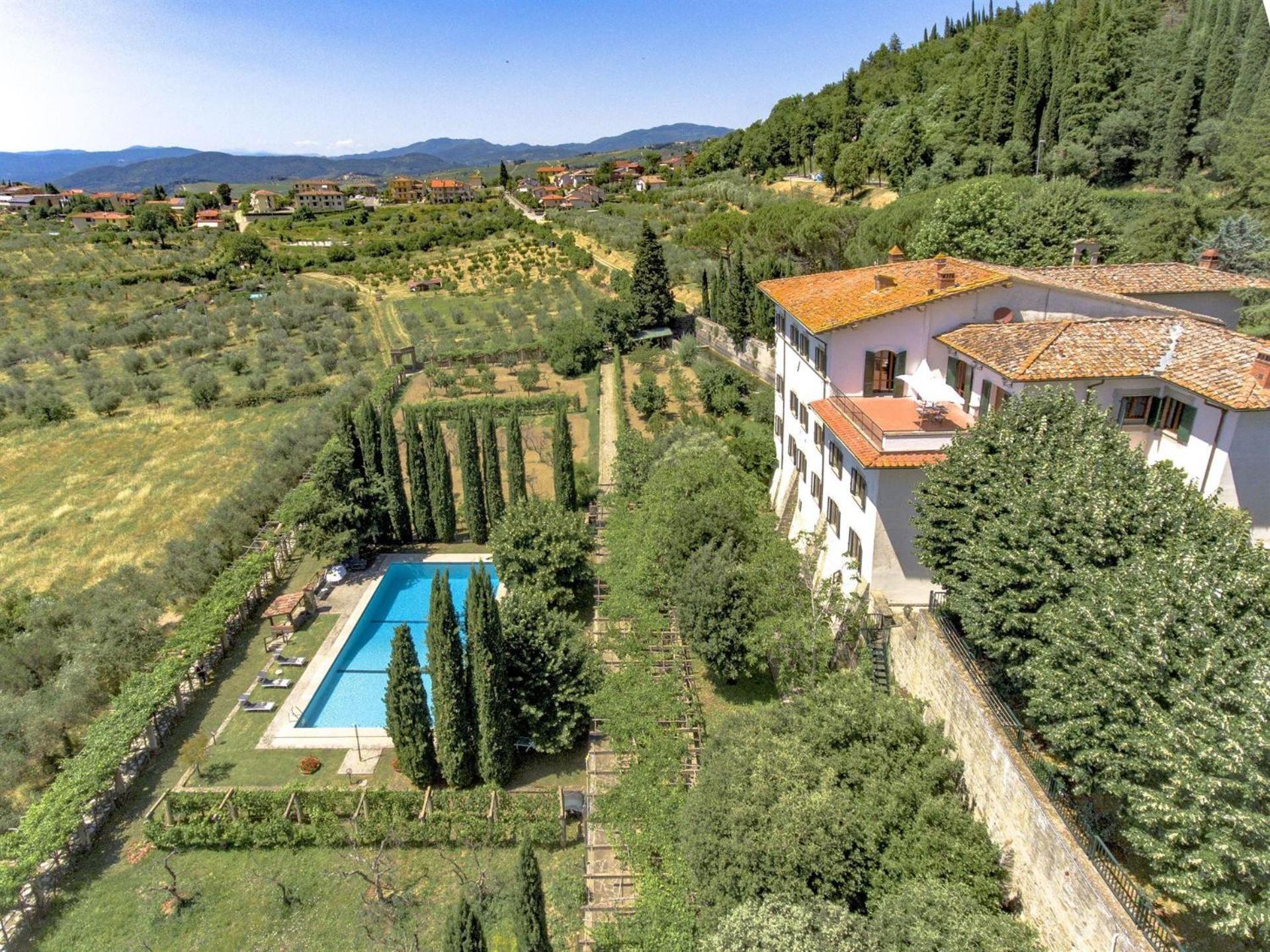 Villa Paterno view 4