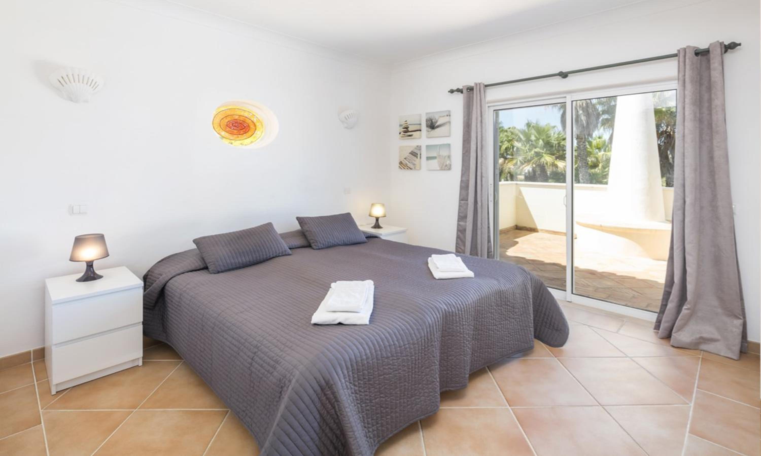 Spacious Villa in Carvoeiro with Private Pool