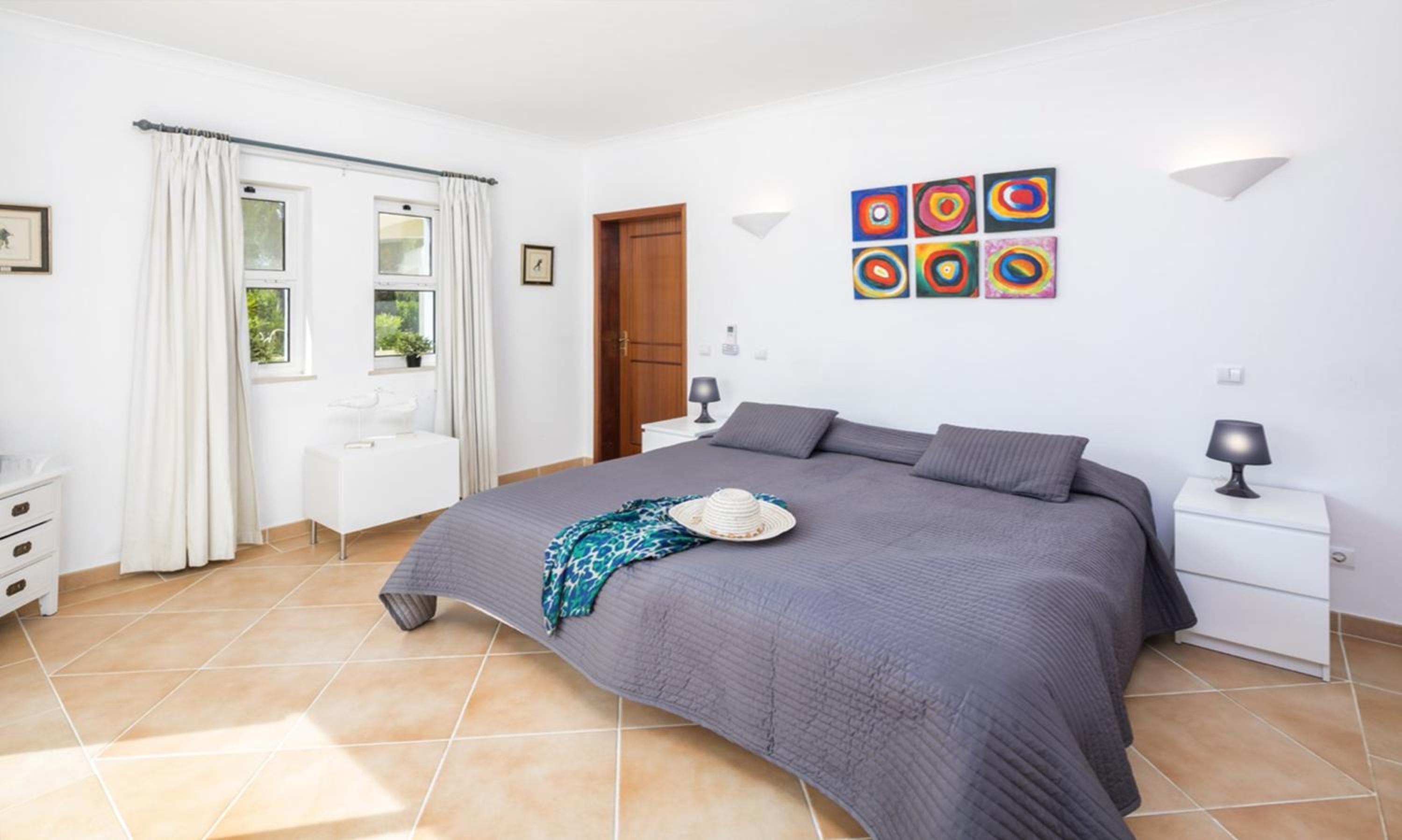 Spacious Villa in Carvoeiro with Private Pool