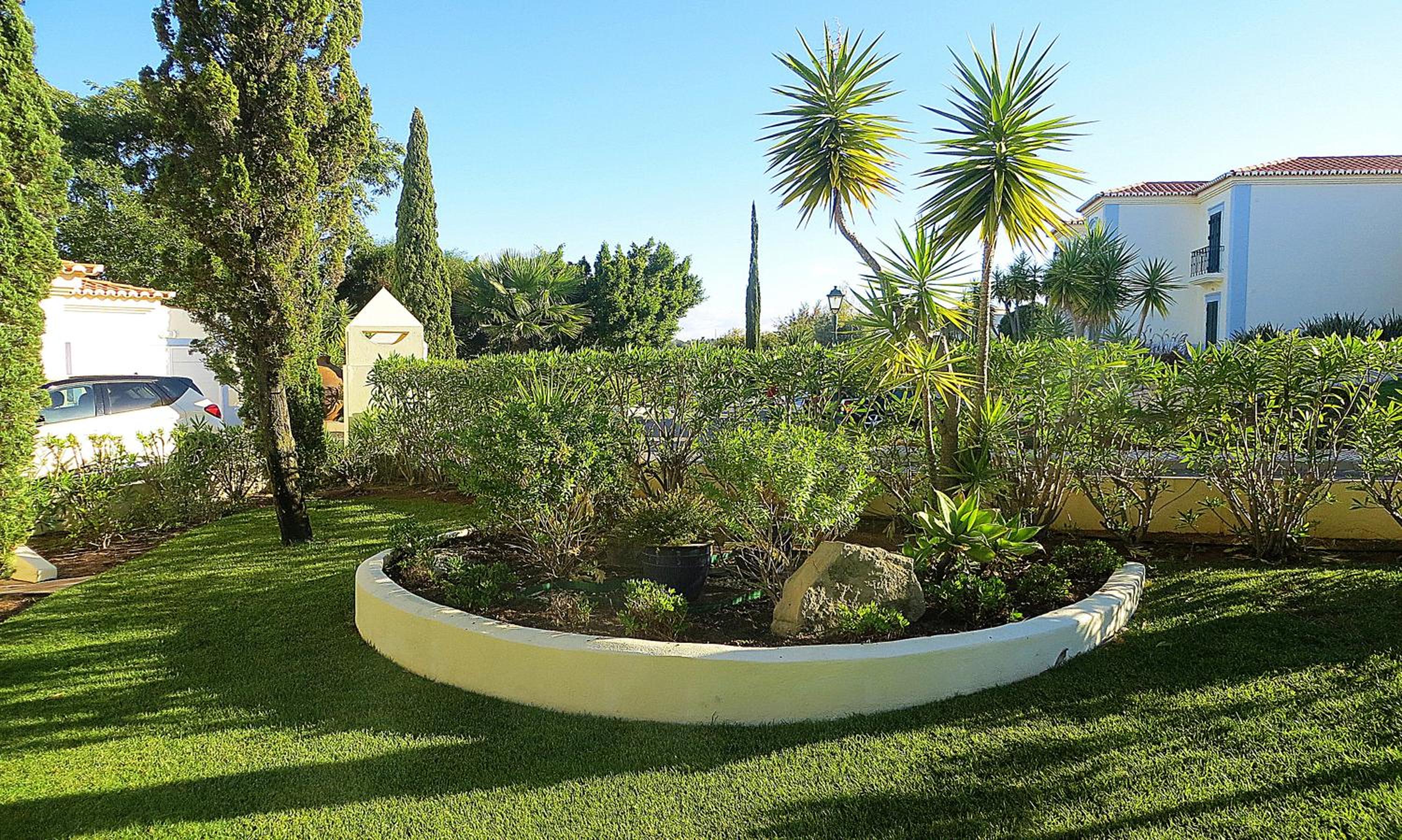 Spacious Villa in Carvoeiro with Private Pool