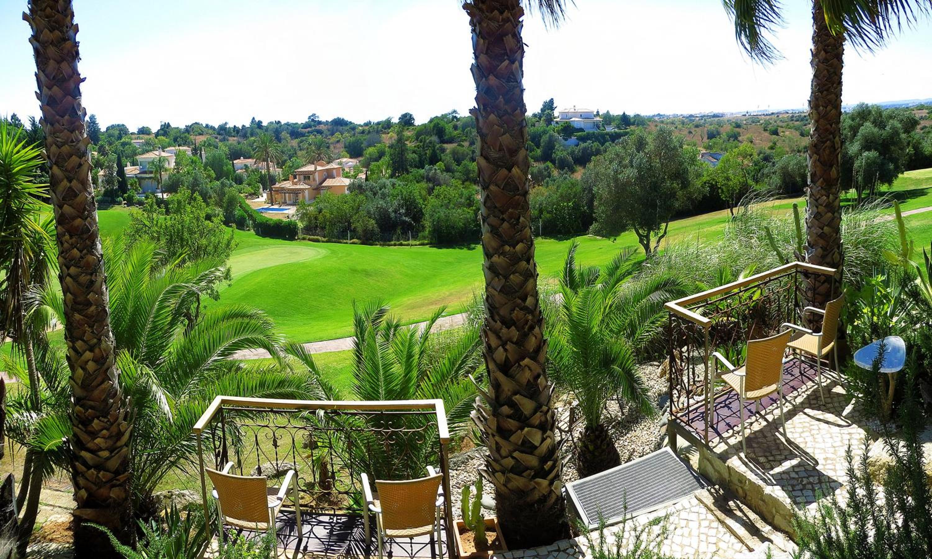 Spacious Villa in Carvoeiro with Private Pool