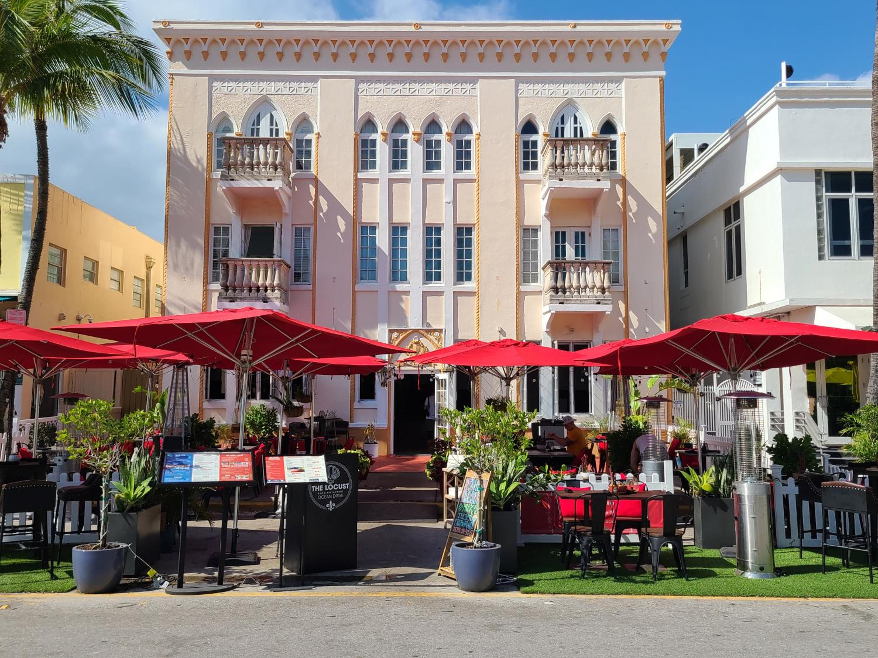 918 SOBE FLATS