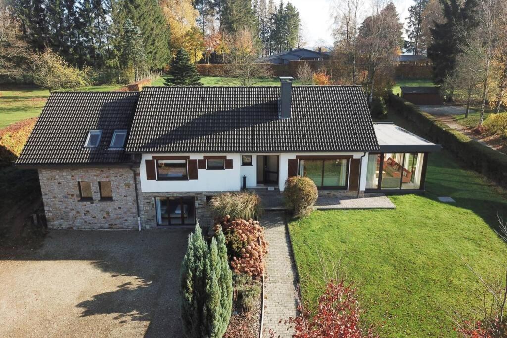 Le Héron 28pers, Malmedy- Home cinéma, balnéo, sauna, jardin view 2