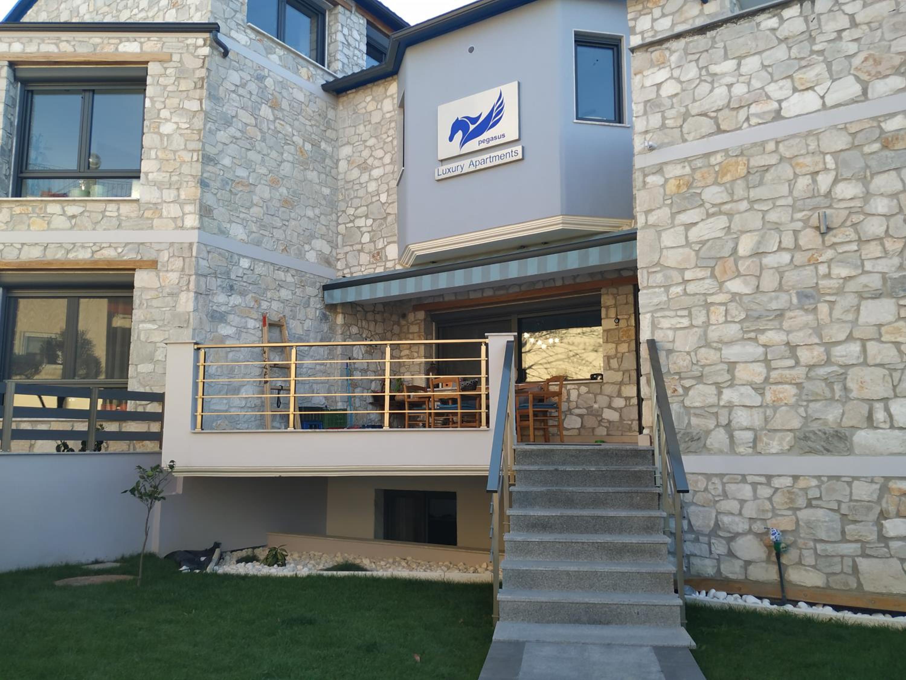PEGASUS sea view Luxury apartments view 4