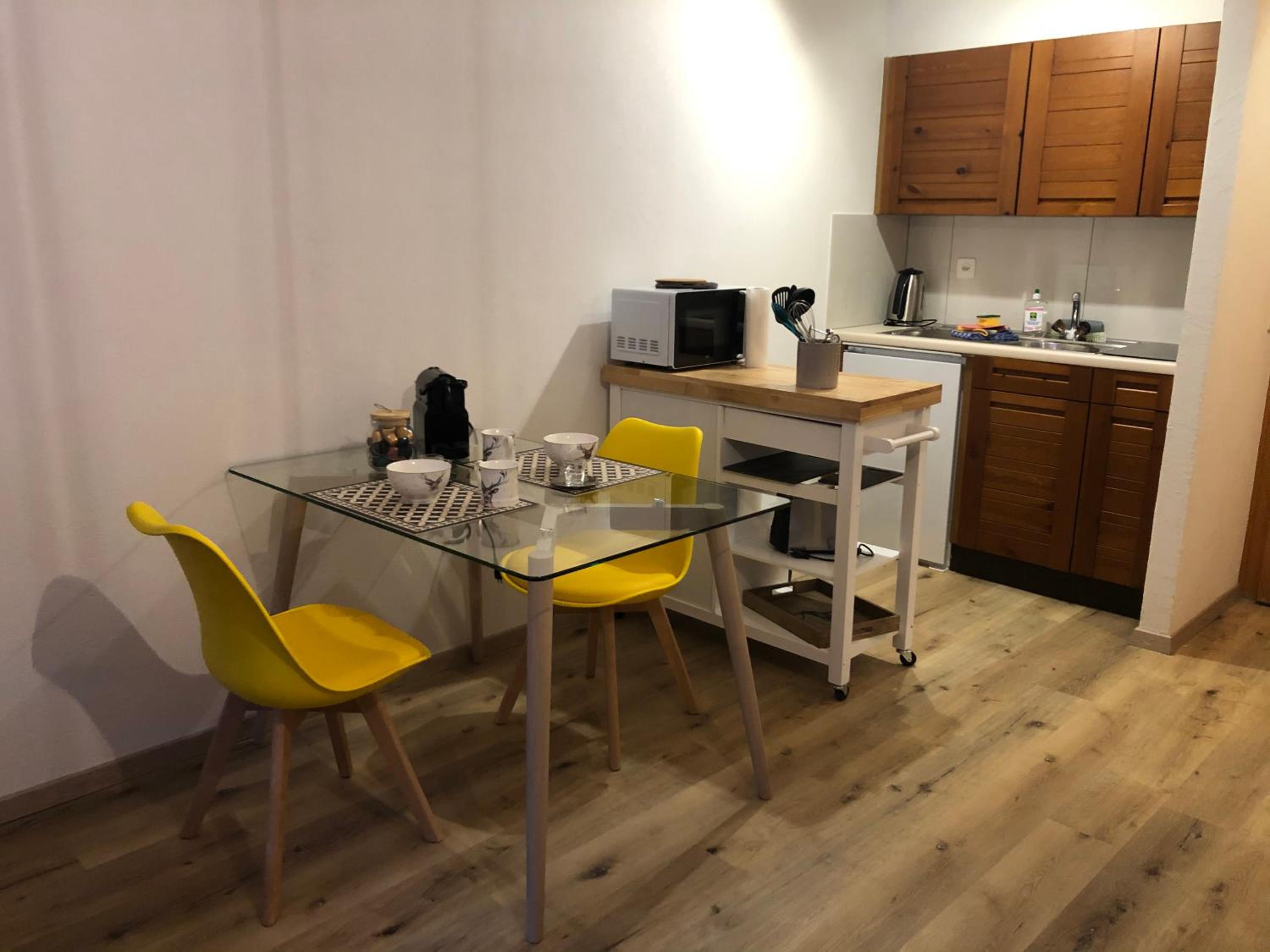 Le Cerf, magnifique studio avec jardin-terrasse et garage