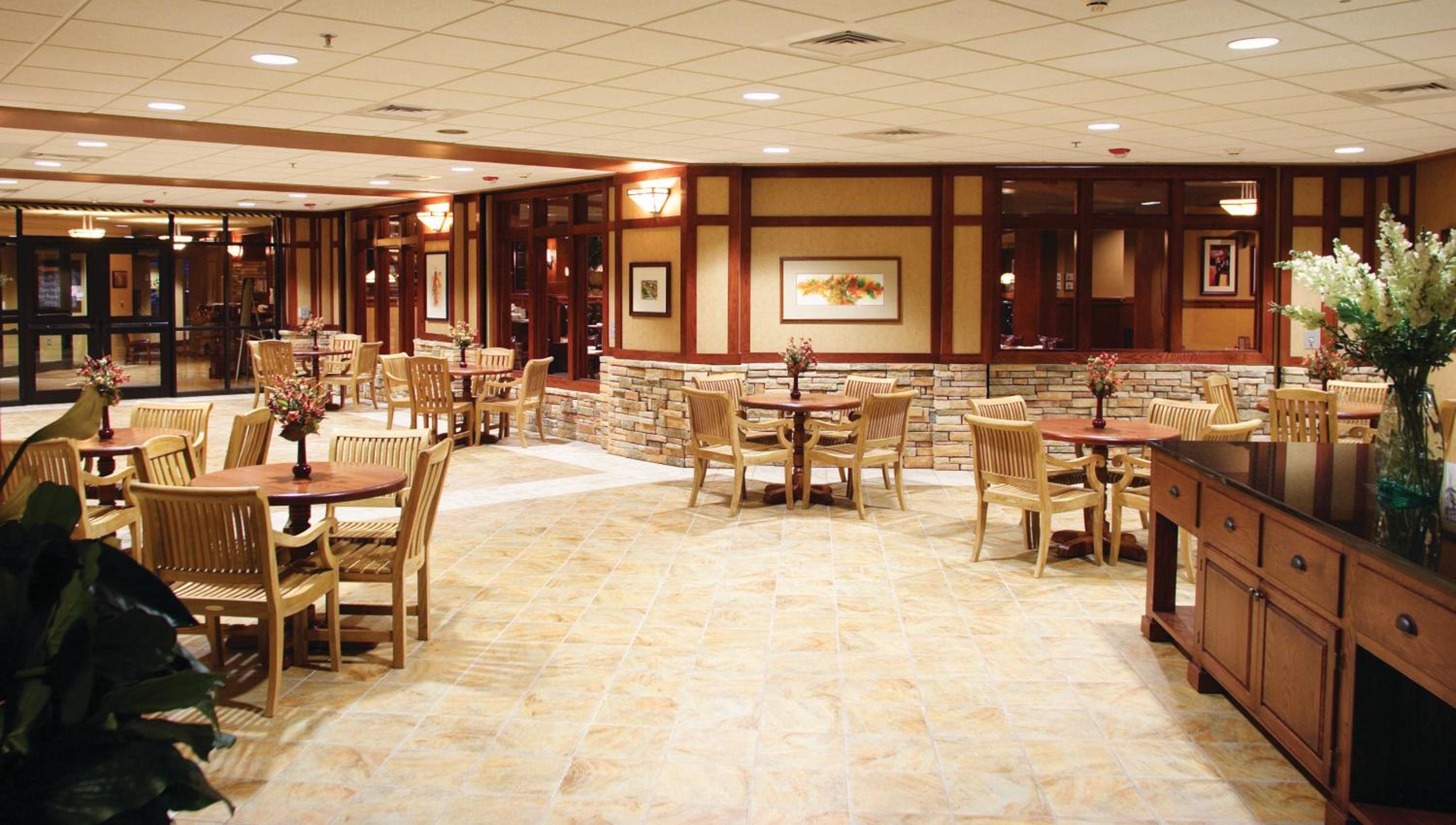 Watertown Vacations - Ramkota Hotel Watertown - Property Image 3