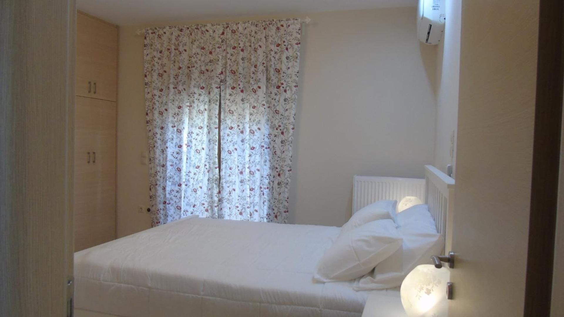 Plaka apt Homeleader photo 2