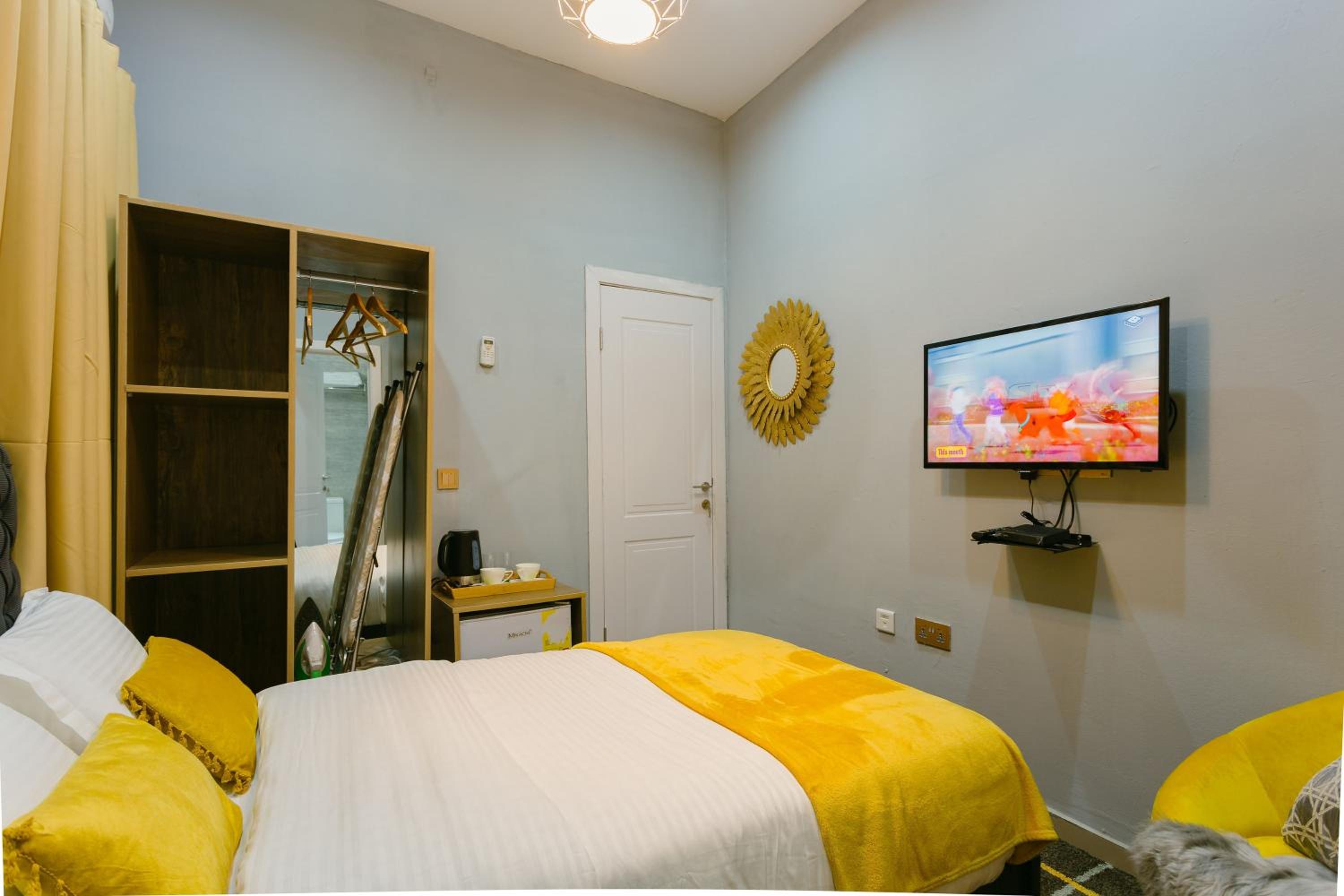 hotel room