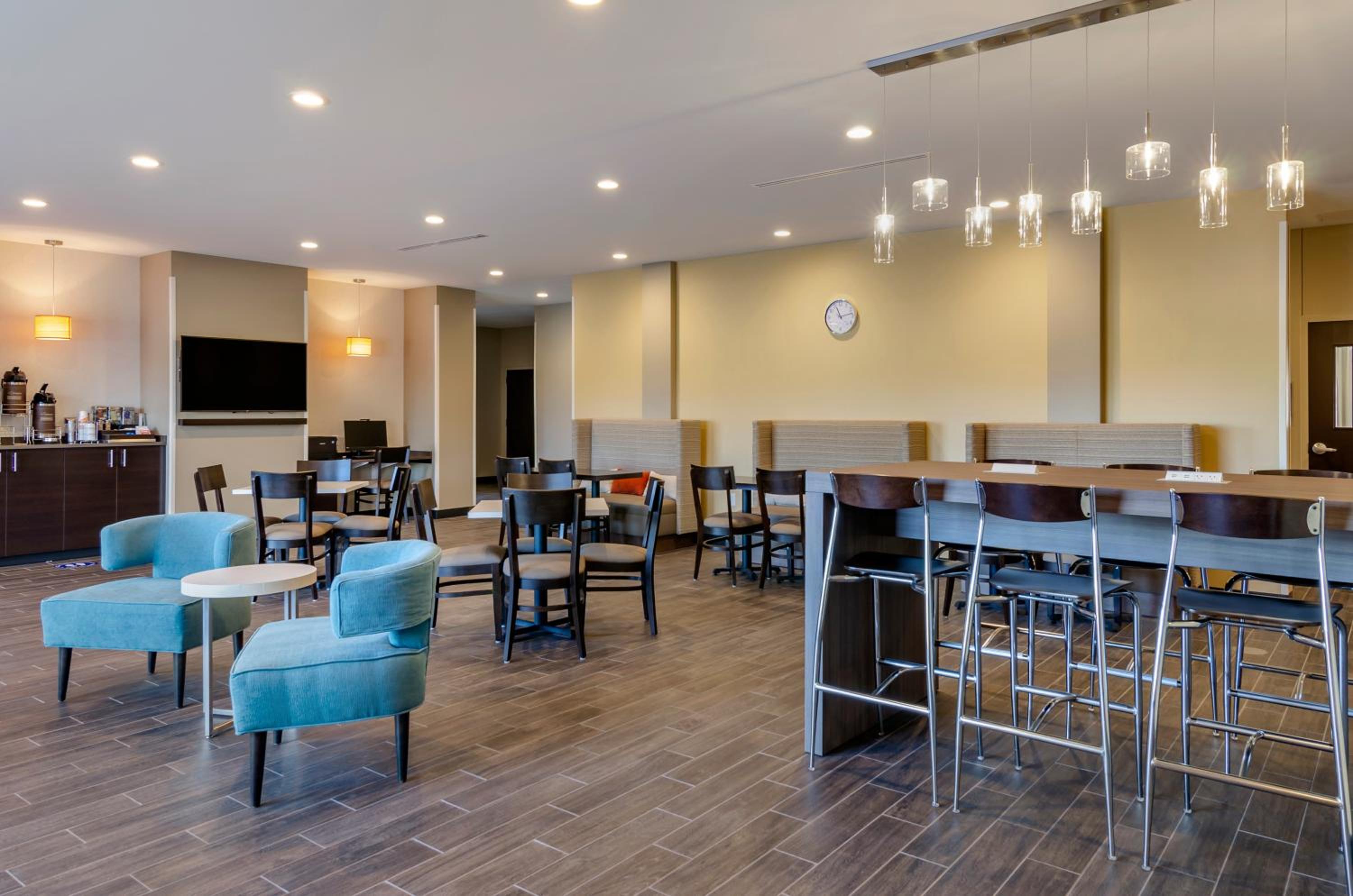MainStay Suites Great Falls Airport view 5