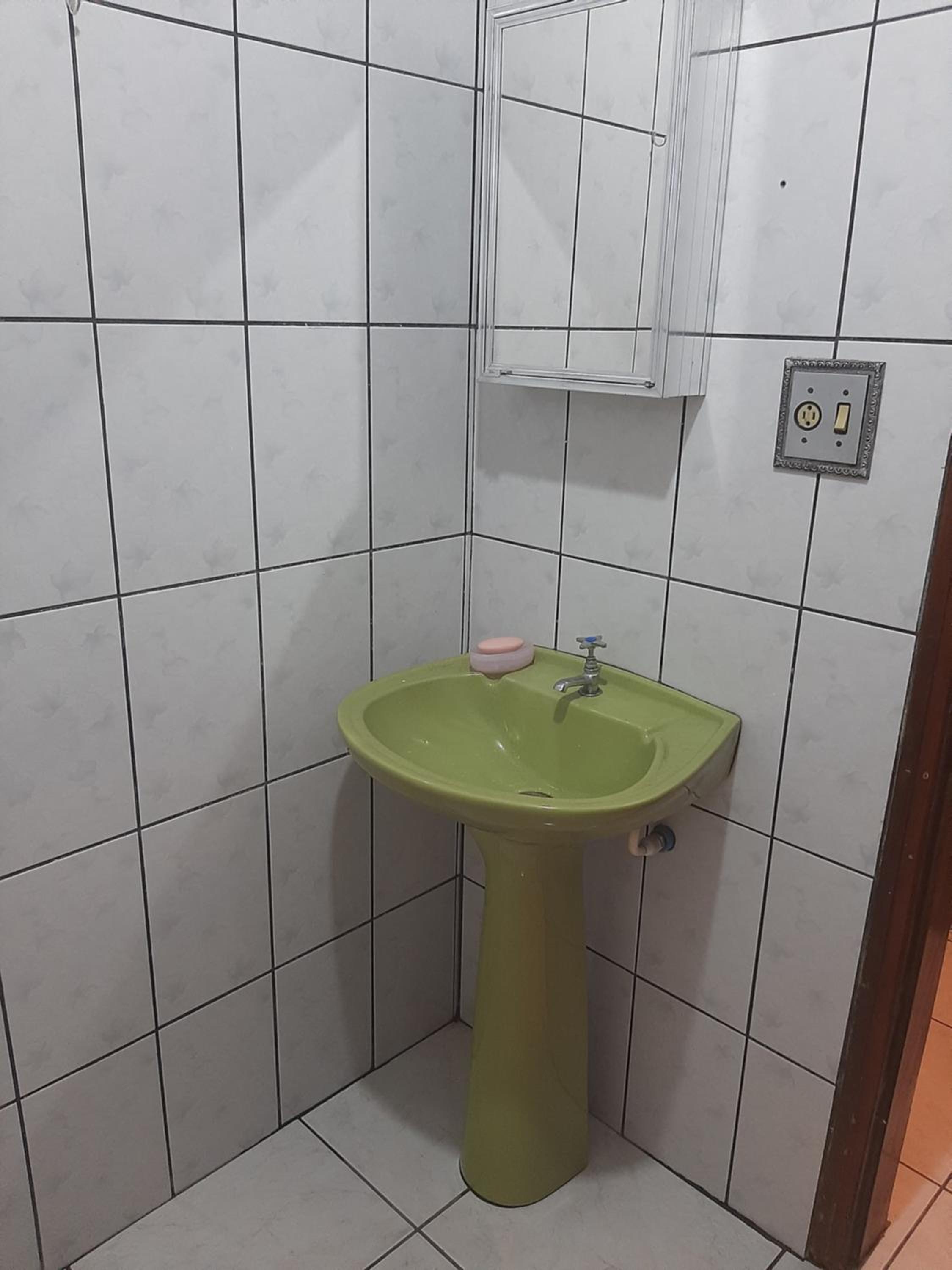 Apartamento mobiliado no Canto do Forte - Praia Grande - SP Férias, temporada, feriados