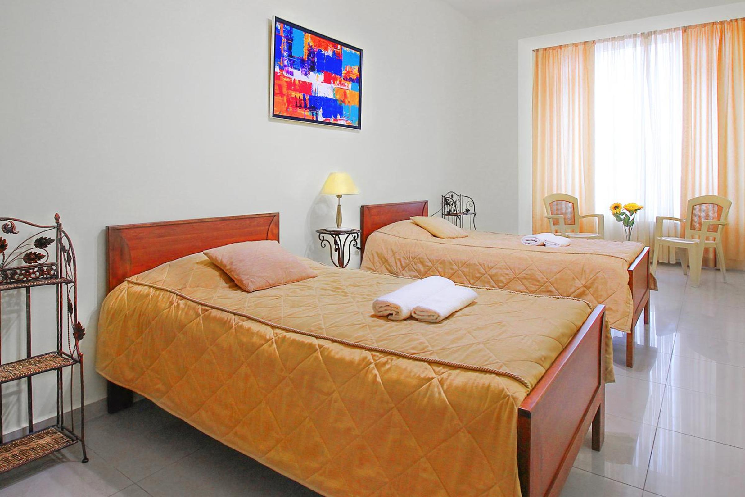 3 Bedroom Apartment in Homey Residence