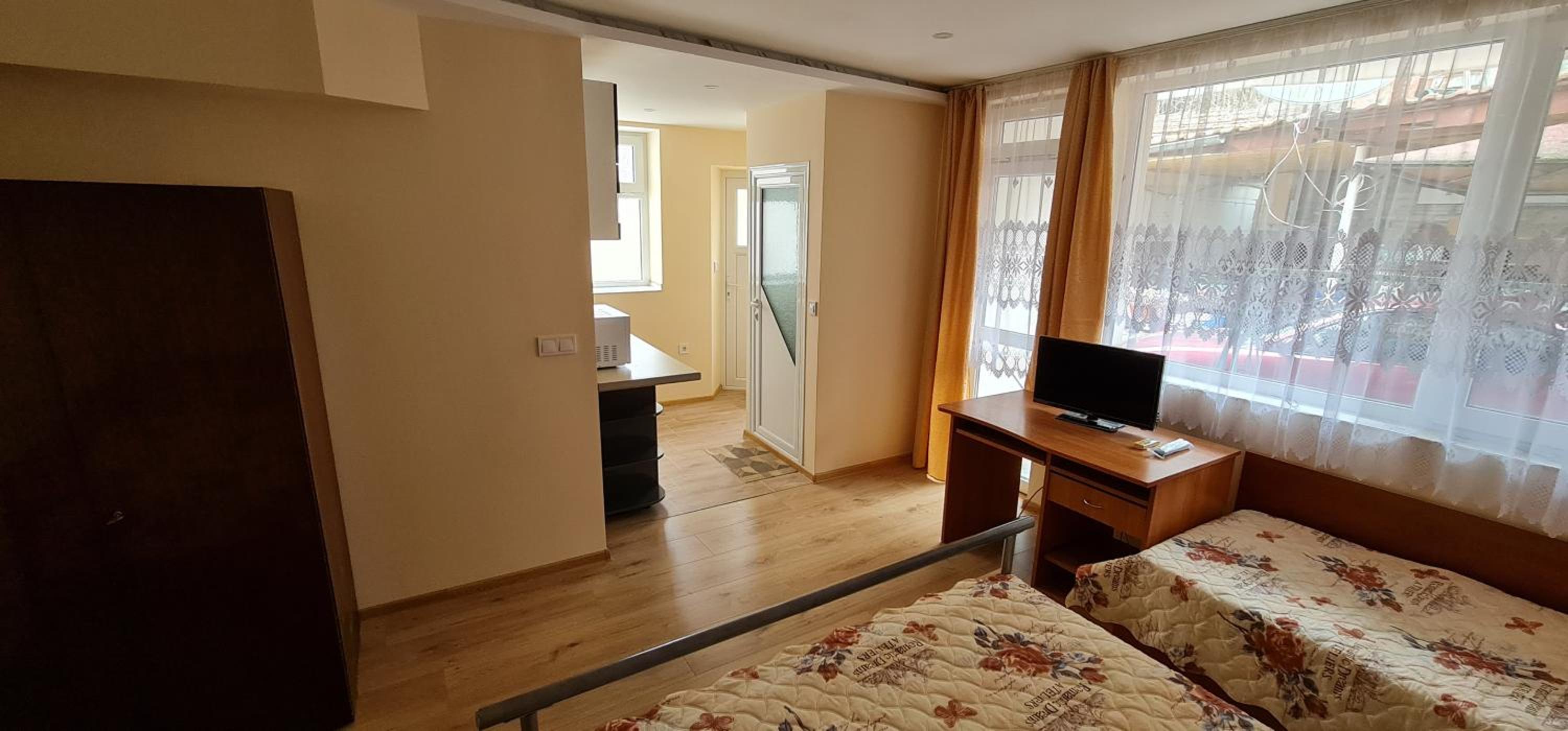 Fema Guest House