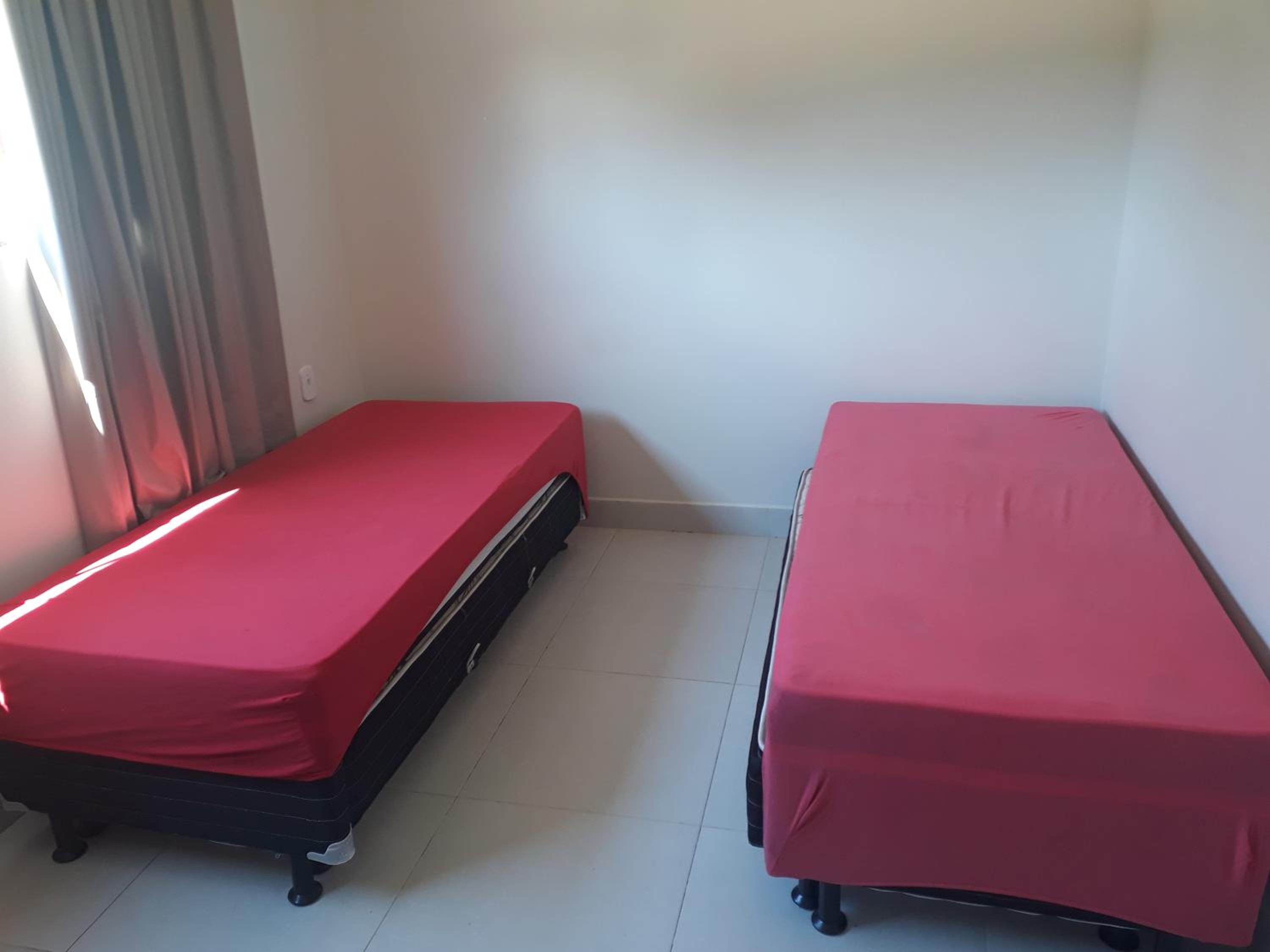 Casa com Piscina em Guaratiba