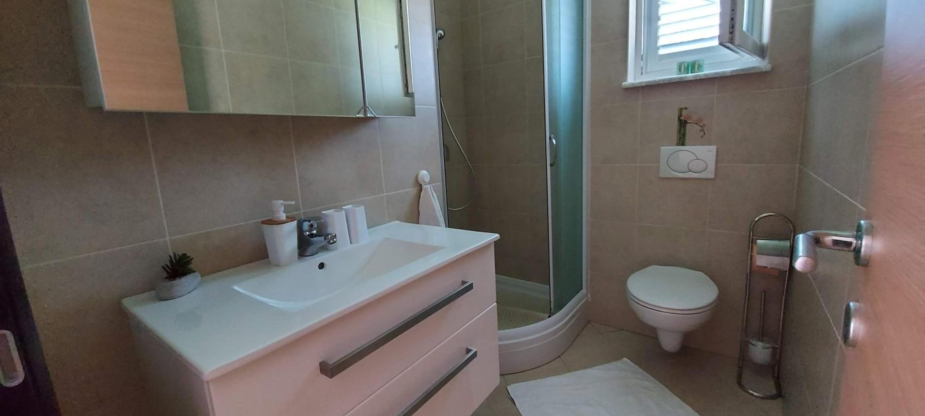 Apartmani Tomislav view 2