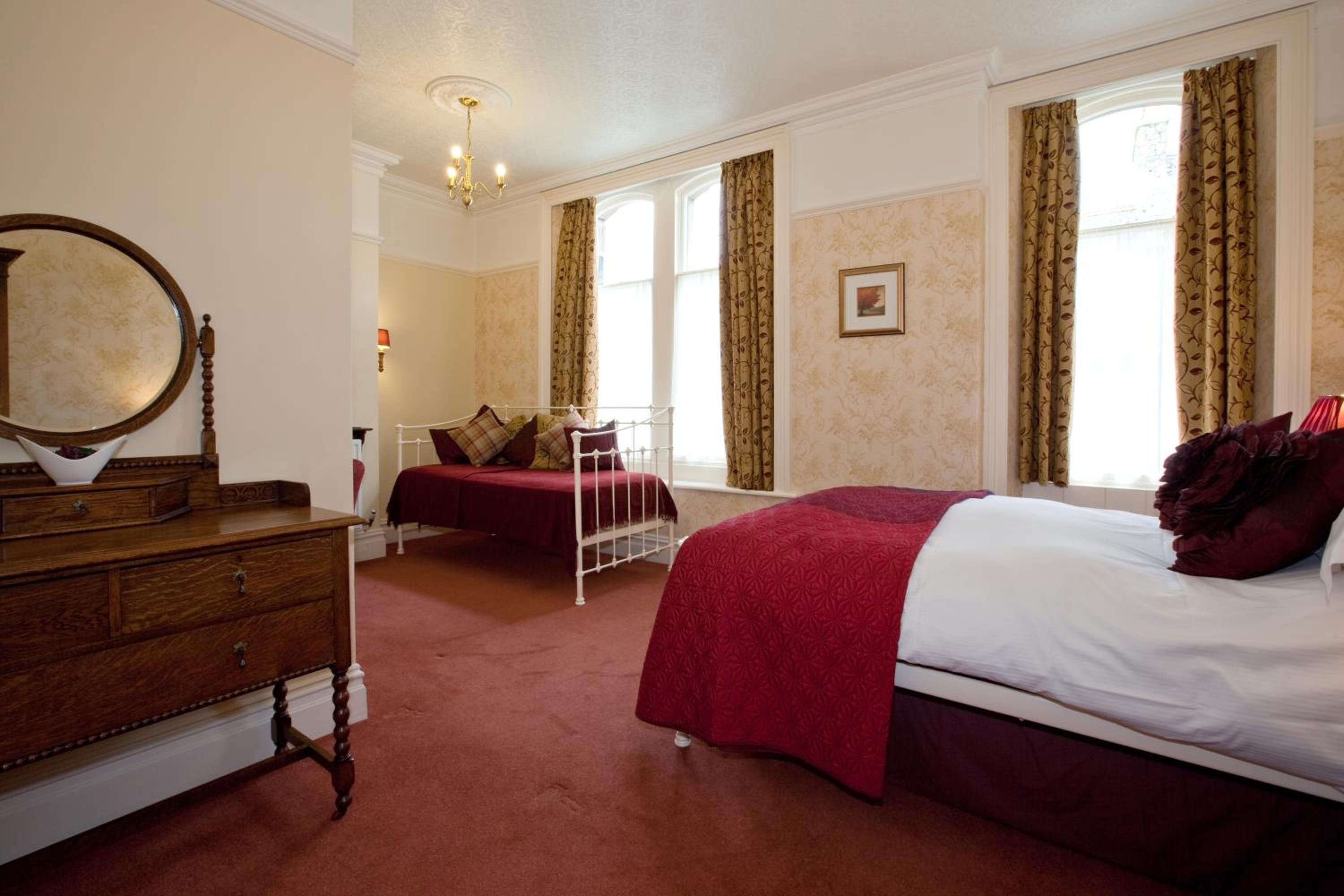The Edwardene