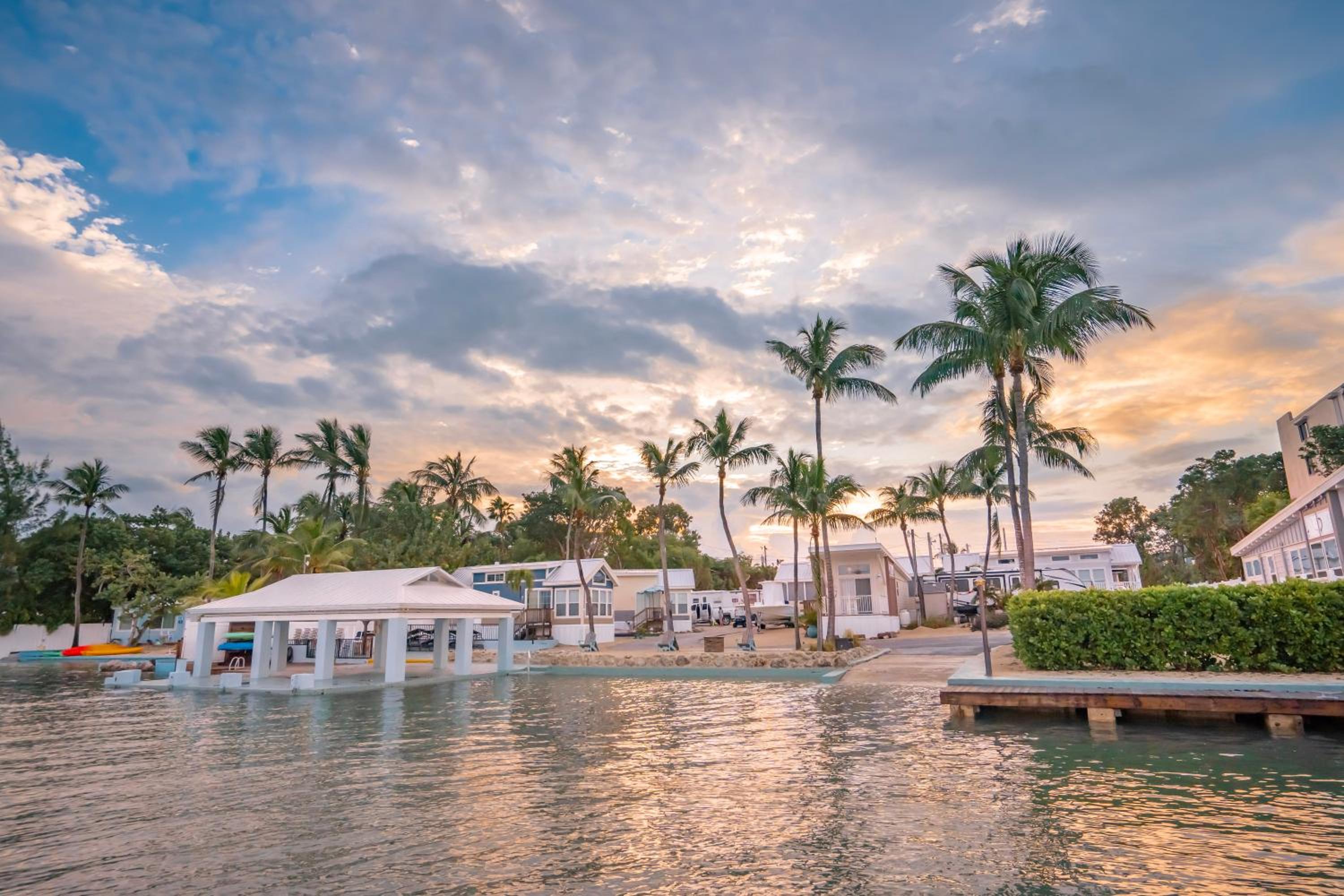 Sun Outdoors Key Largo