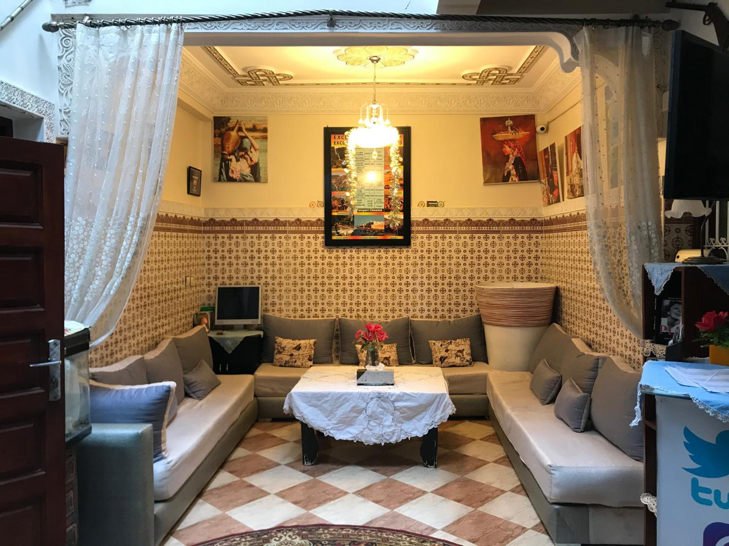 lounge