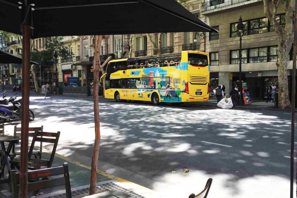 Duplex en centro histórico y turístico sobre AV de Mayo