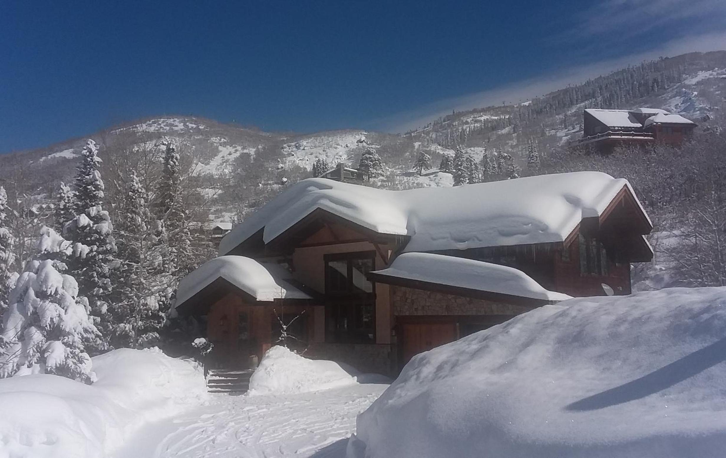 Hotel Chalet Val d'Isere - Image 1