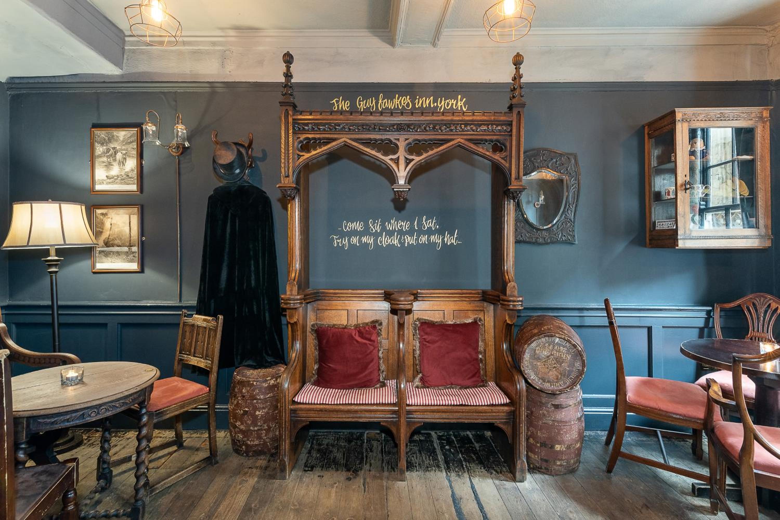Guy Fawkes Inn