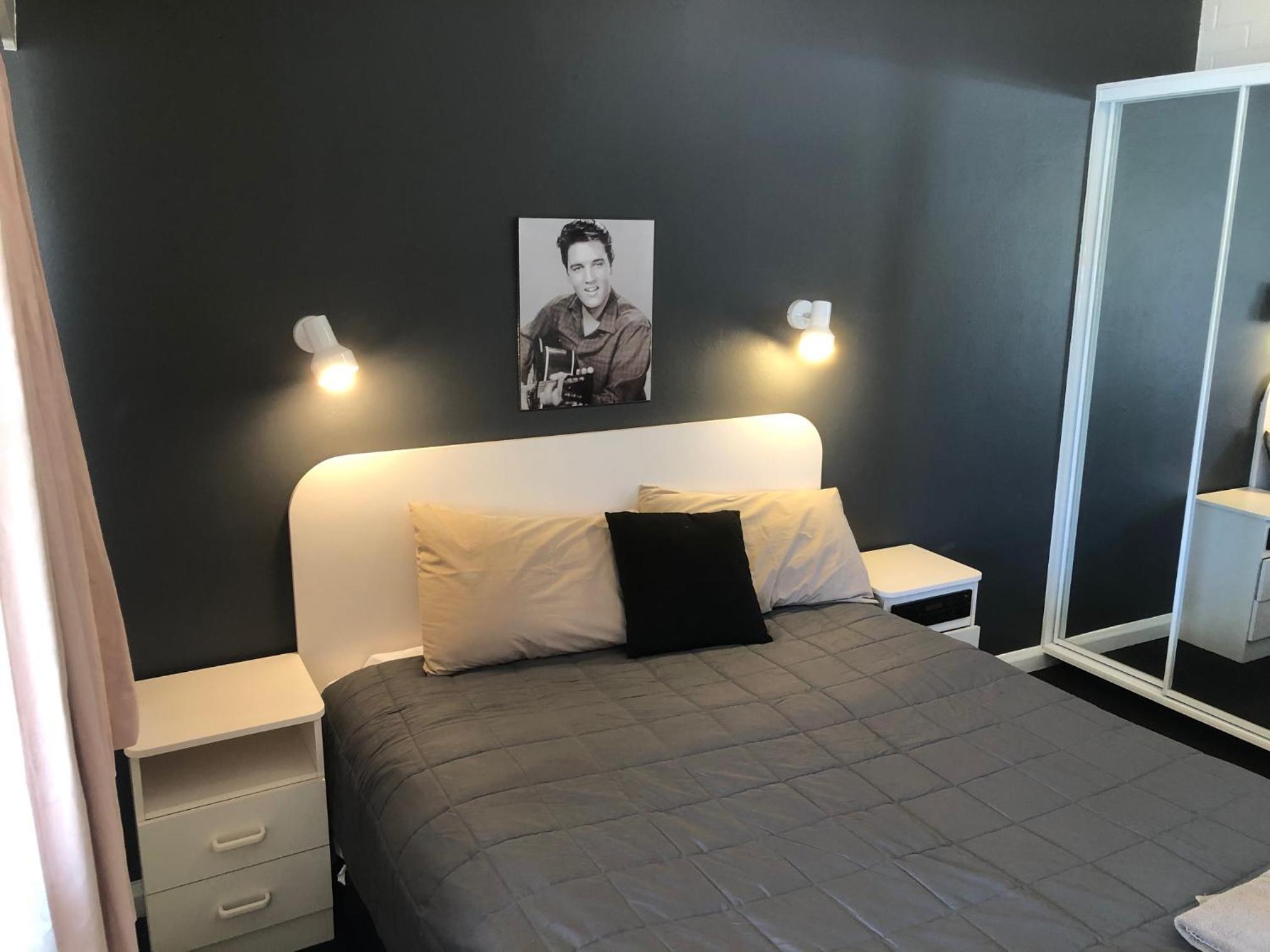 Memphis Motor Inn- UNDER NEW MANAGEMENT