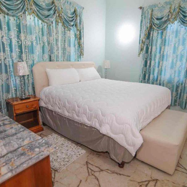 Dela de-Rose Guest House Negril Jamaica