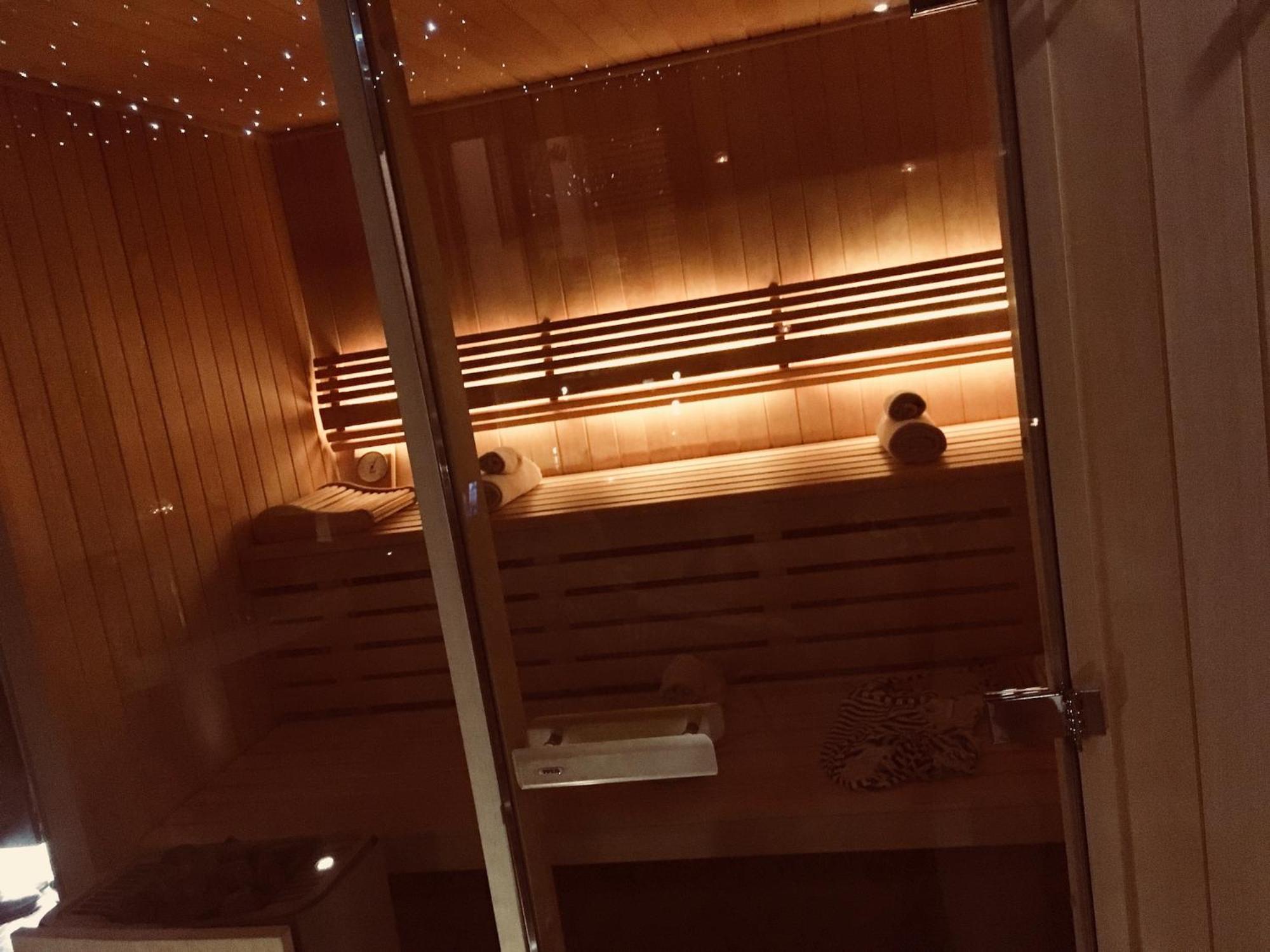 Octavie - Suite de luxe à Tournai avec piscine privée, jacuzzi, sauna et hammam